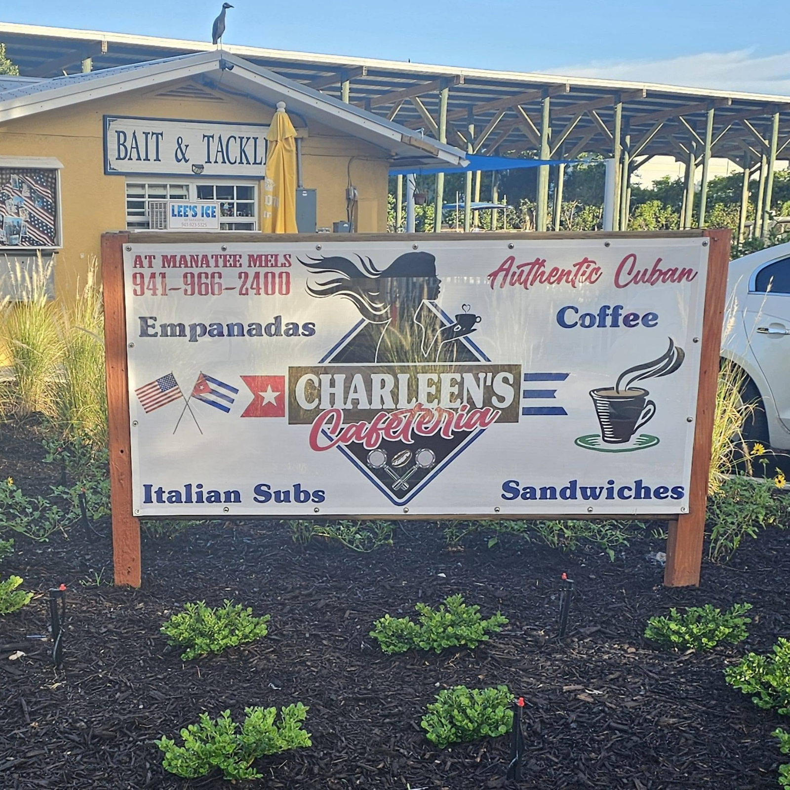 Charlenes Cafe