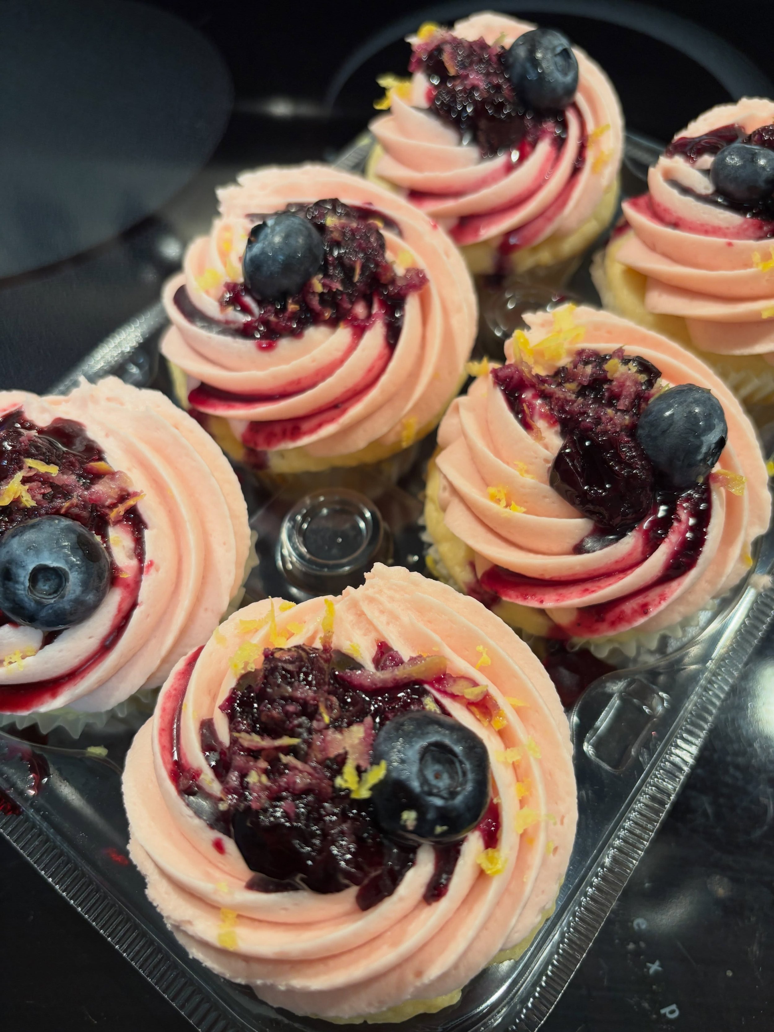 Got a flavor combo you&rsquo;ve been wanting to try out? The Cupcake Gallery takes custom orders! You can choose from our variety of cake , buttercream and filling flavors to make your own unique combination!! 
This particular order is a lemon cupcak