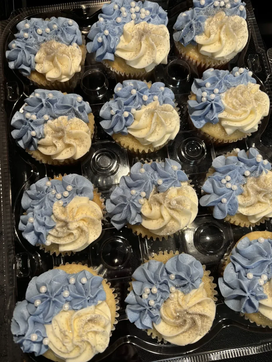 Custom Vanilla Cupcake order