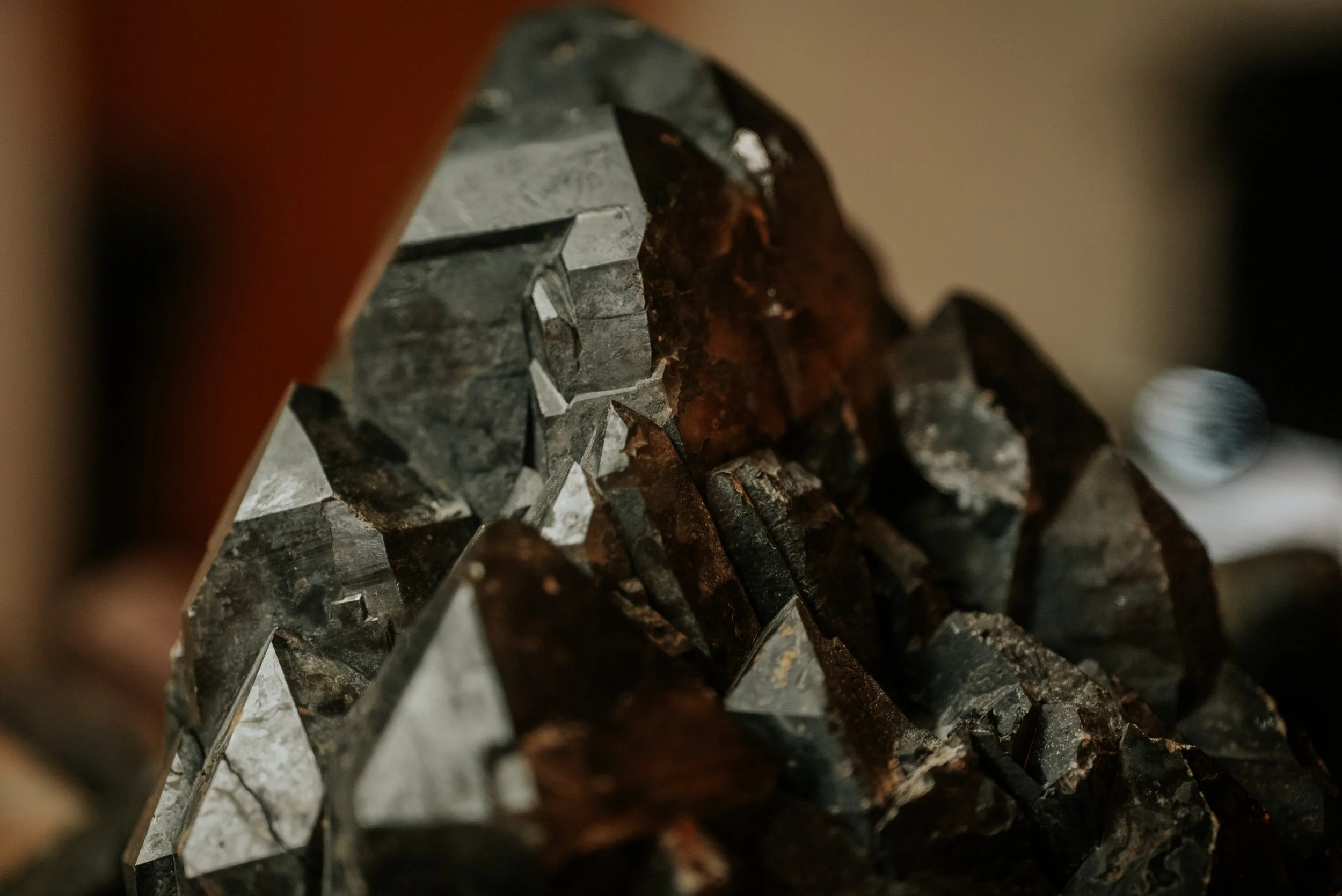evil-eds-rock-shop-crystal.jpg
