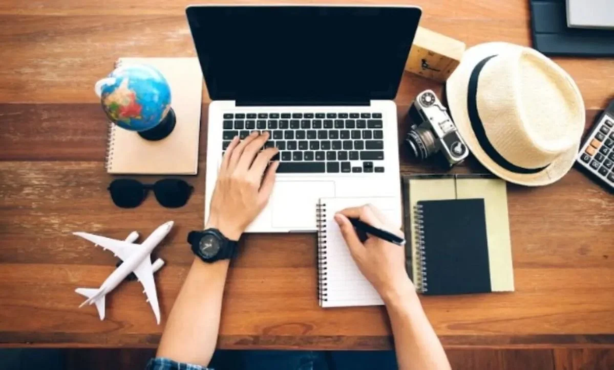 Welcome to the Barefoot Travel Journal