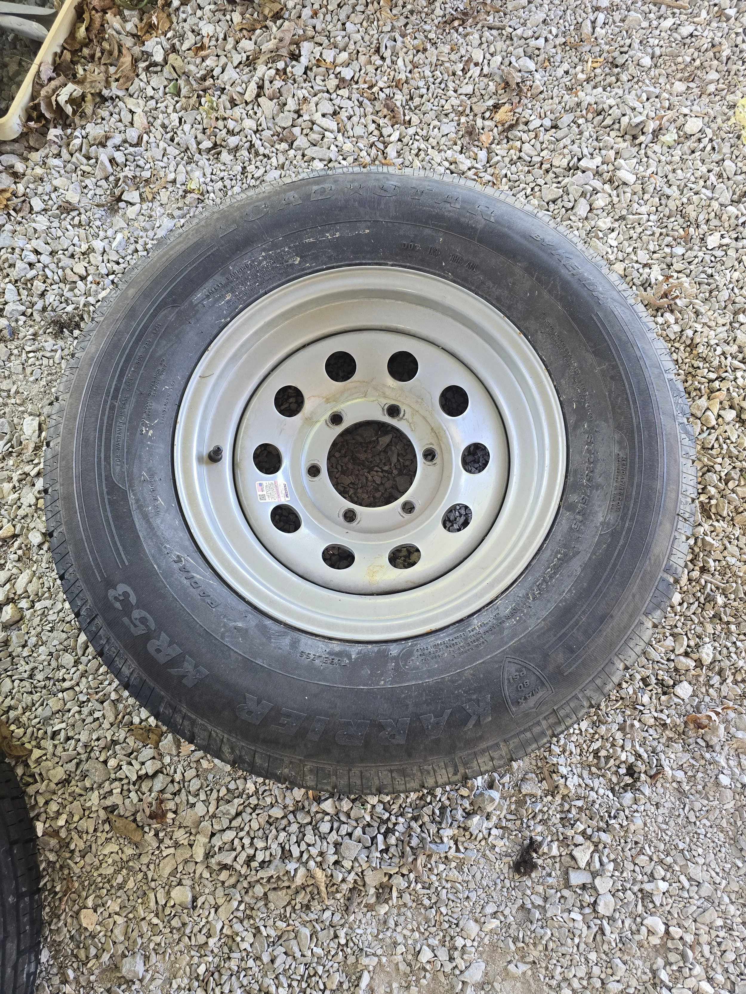 Brand new Take-off wheel and tire combo 6 Lug silver