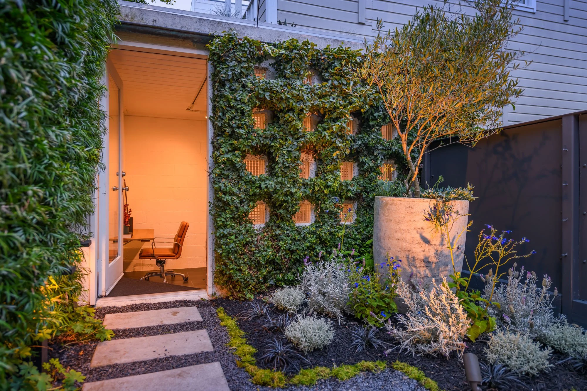 garden.jpg