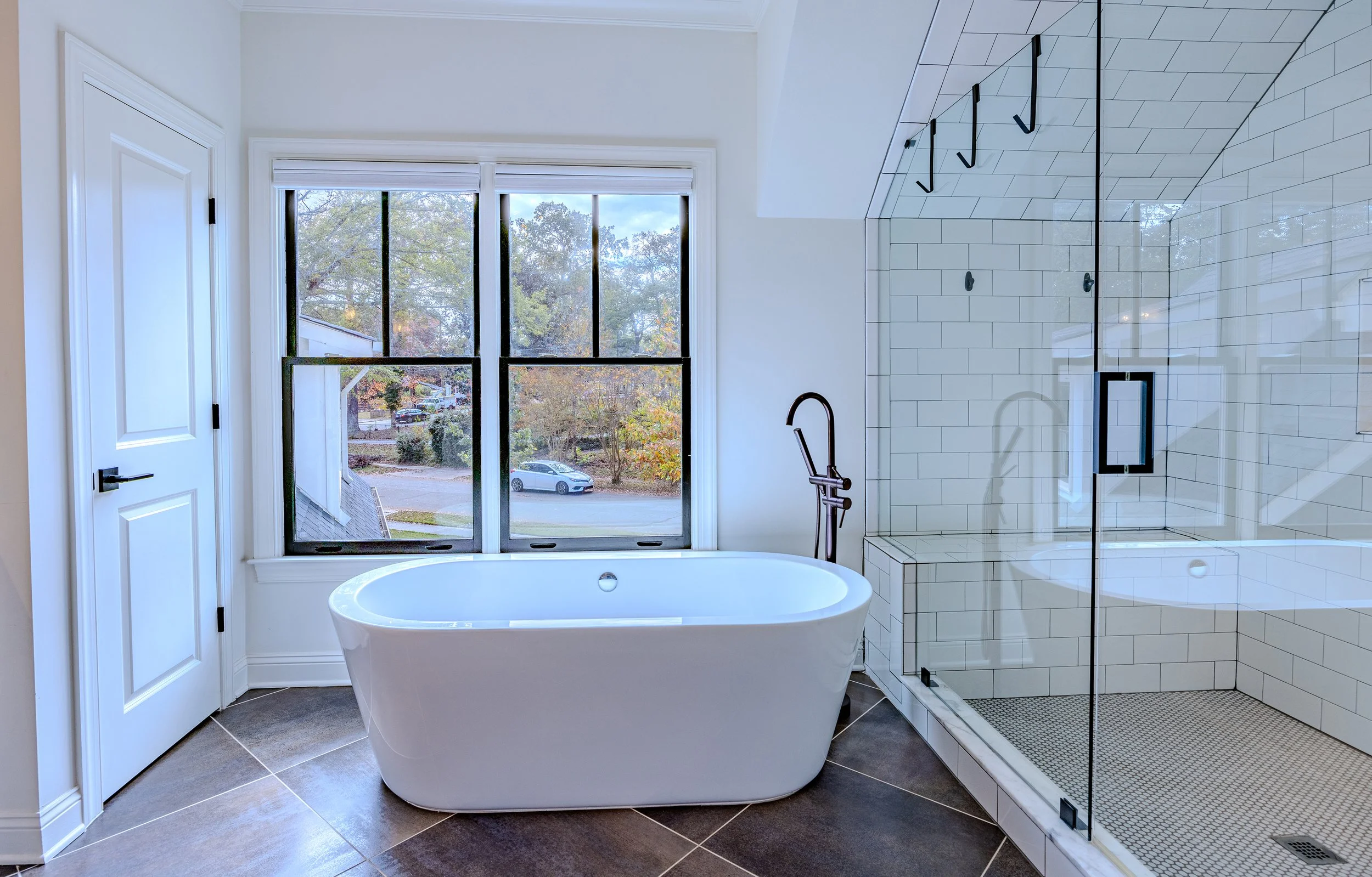 LKHouse-20241113-212-HDR.jpg