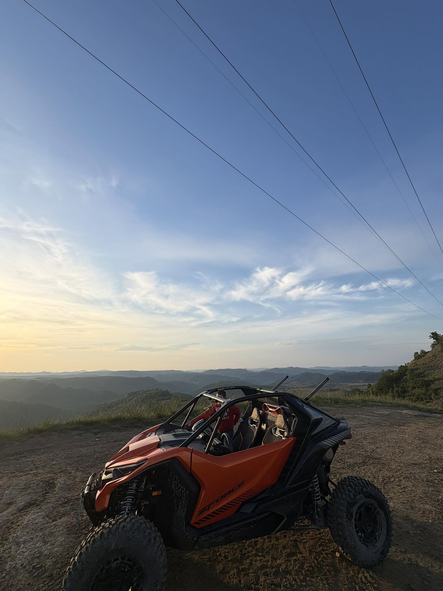 cf moto z10.jpg