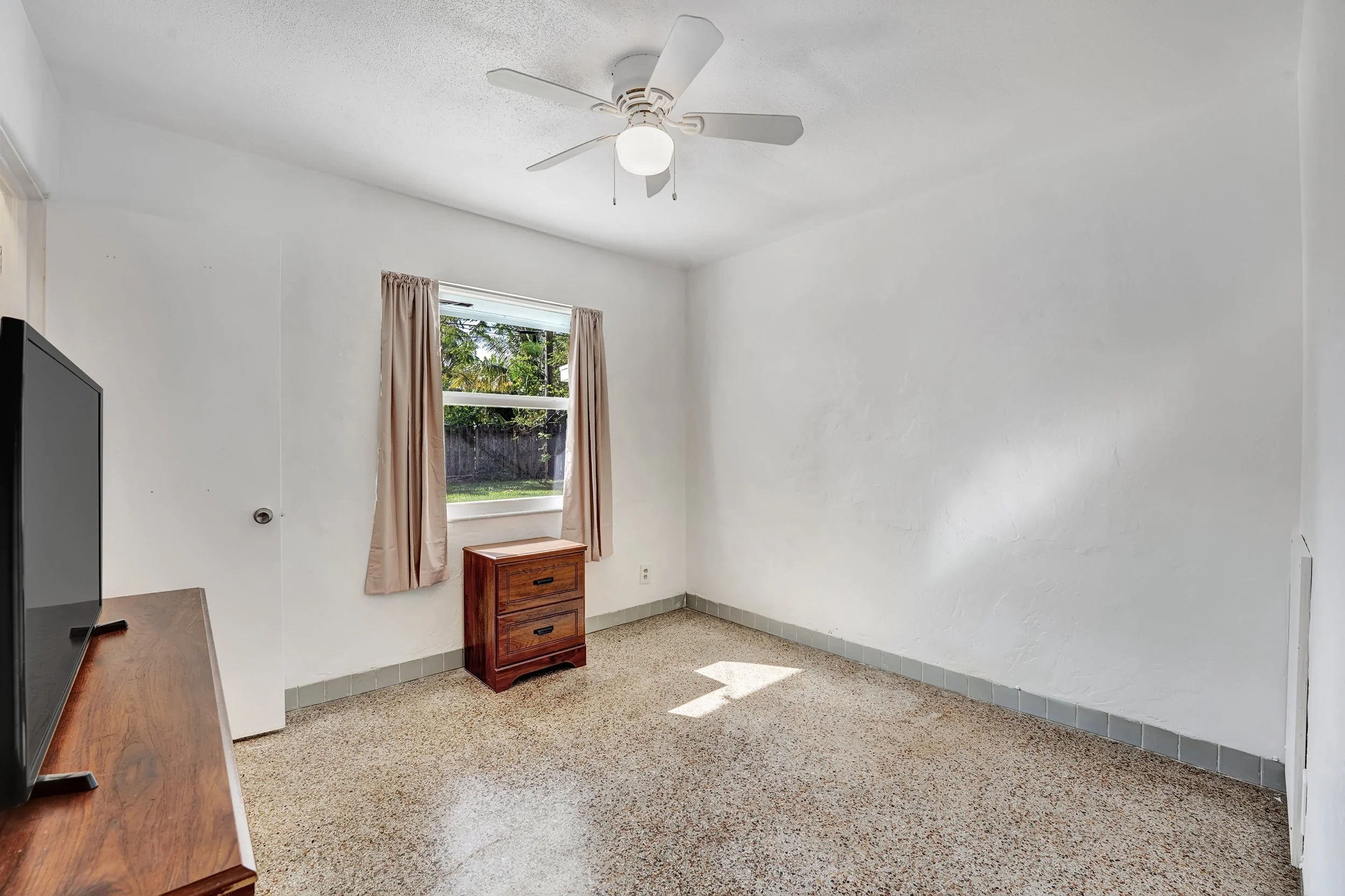 Bedroom - Before-1.jpg