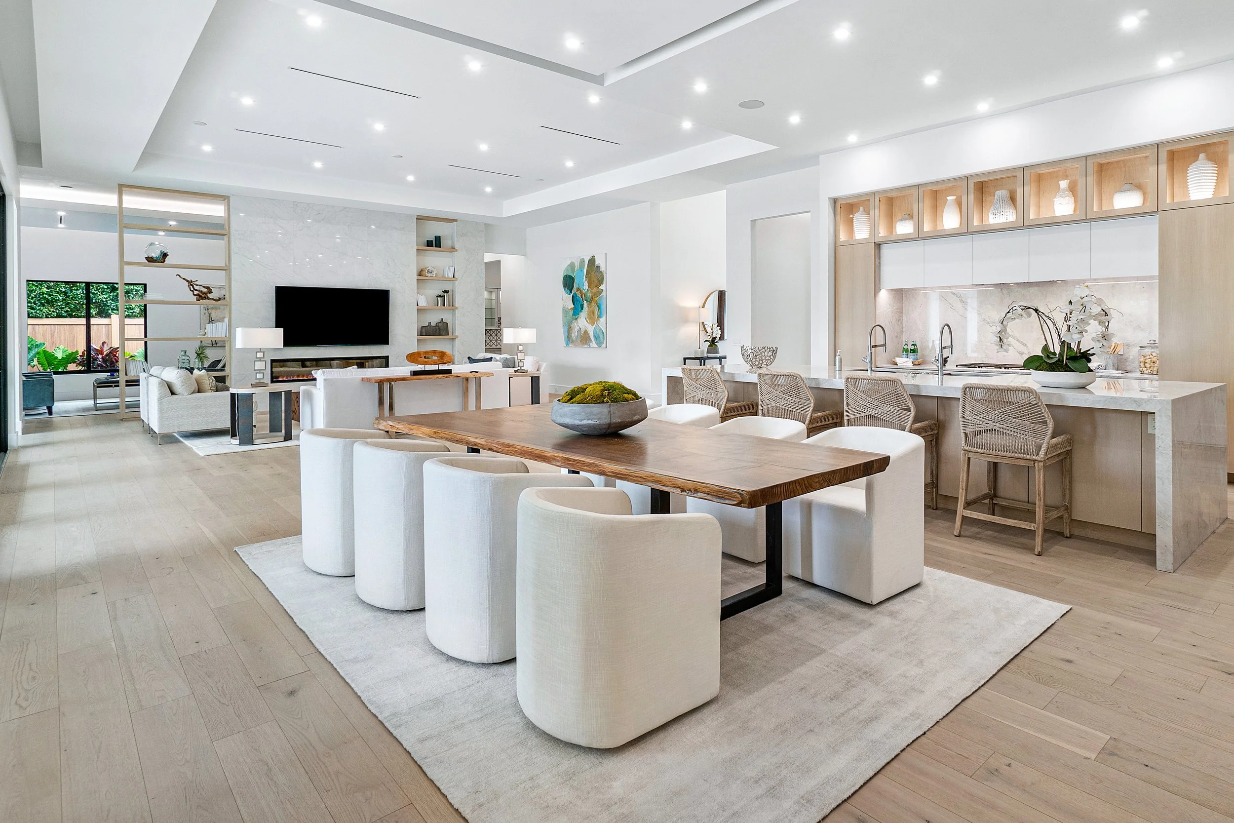 2101 Banyan Road - Staging by REH Interiors.jpg