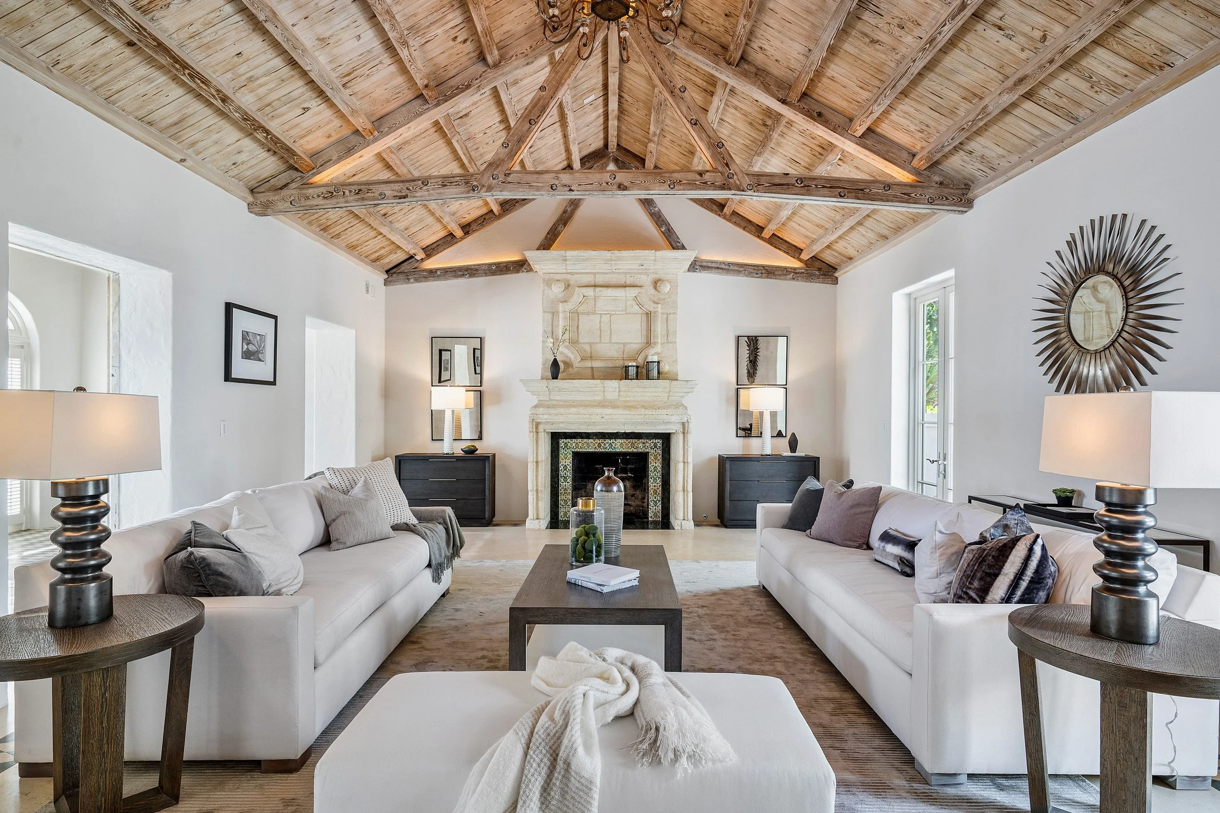 2817 N Ocean Blvd, Delray Beach - Formal Living Room-1.JPG
