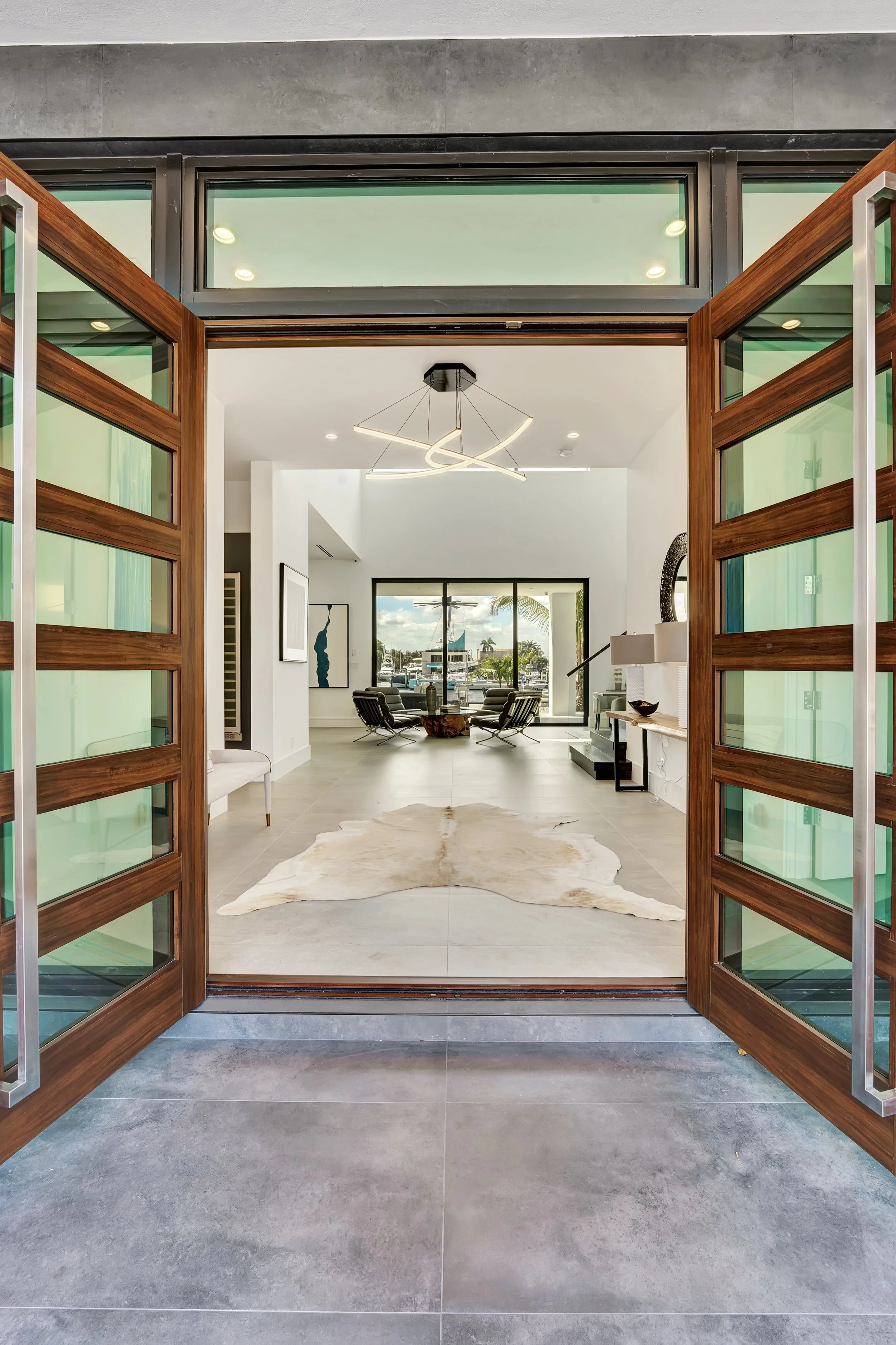 149 SE 18th Ave - Entryway