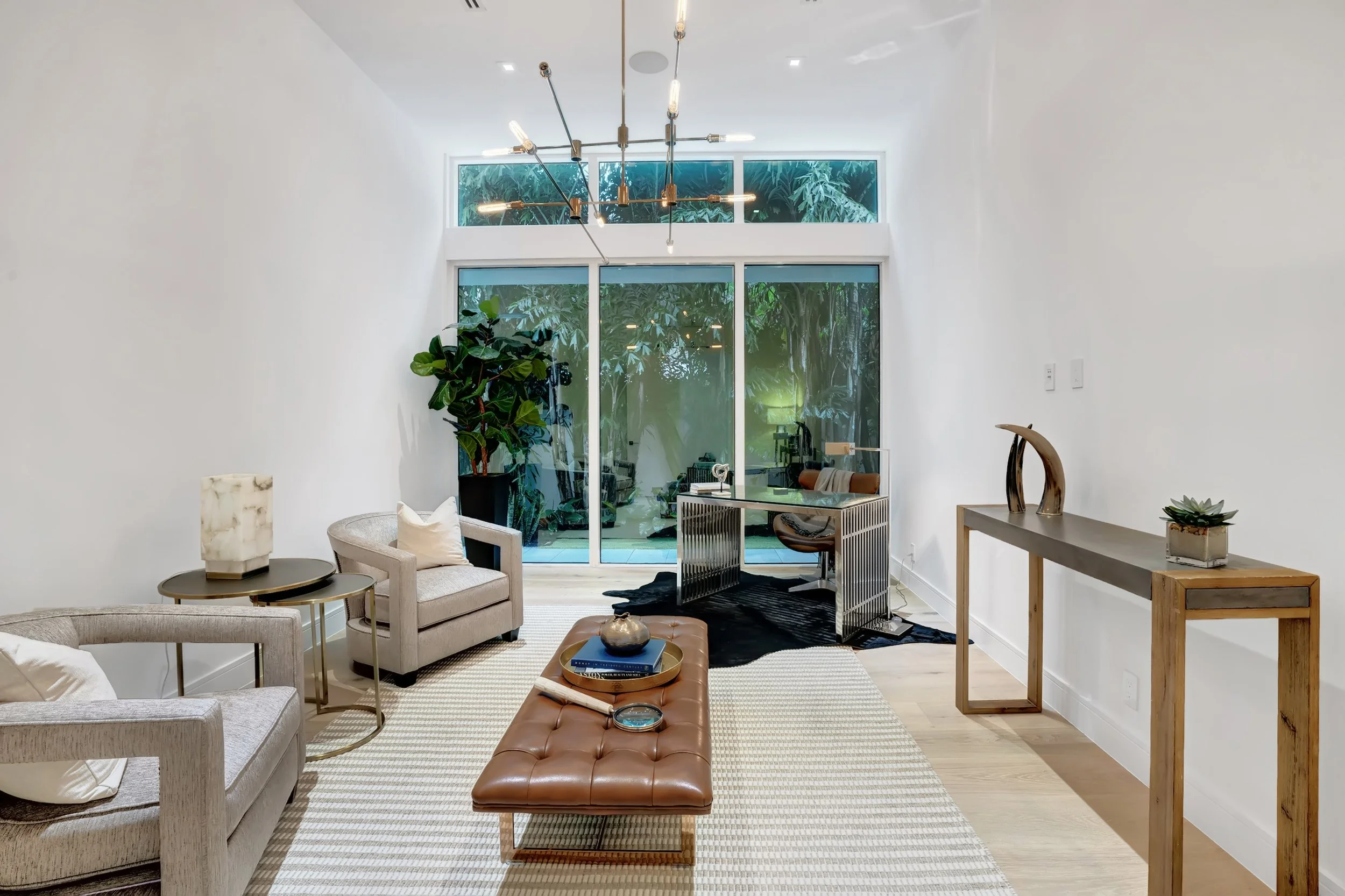 239 NE 7th Ave - Office