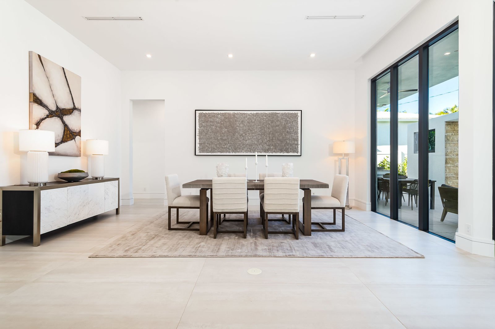 335 NE 6th Street - Dining Room
