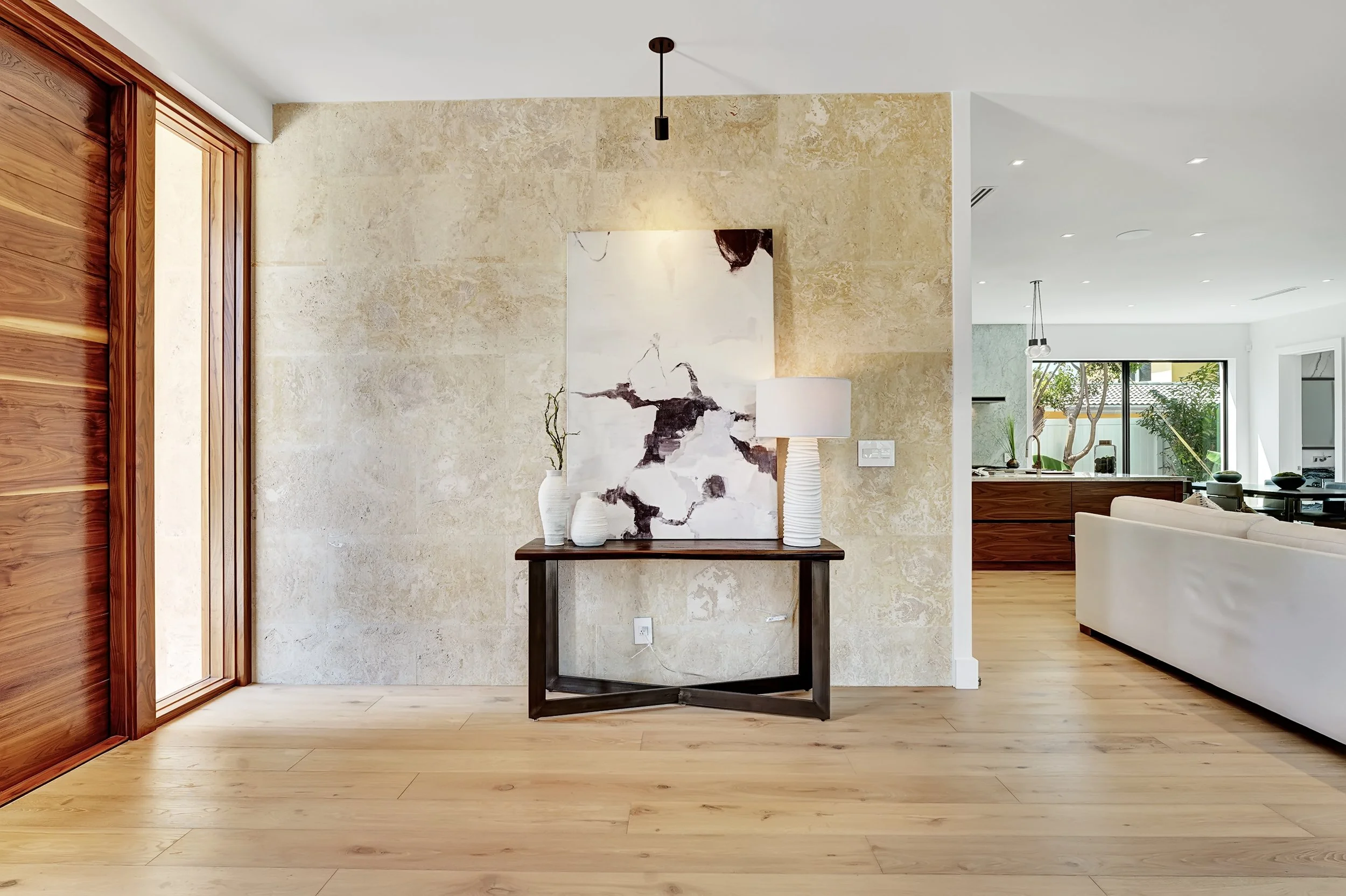 855 NW 4th Ave, Boca Raton - Entryway