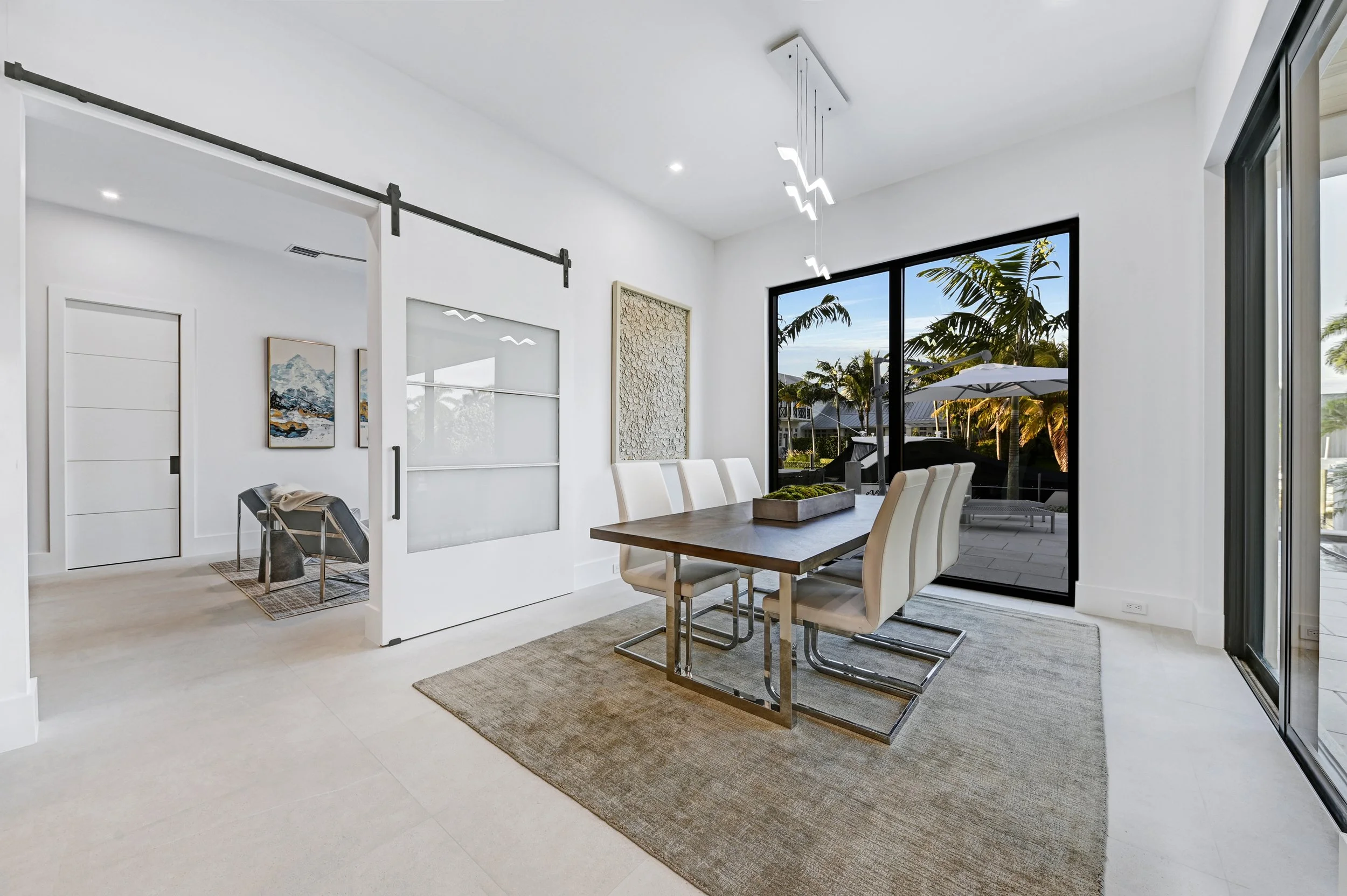 933 Allamanda Drive - Dining Room