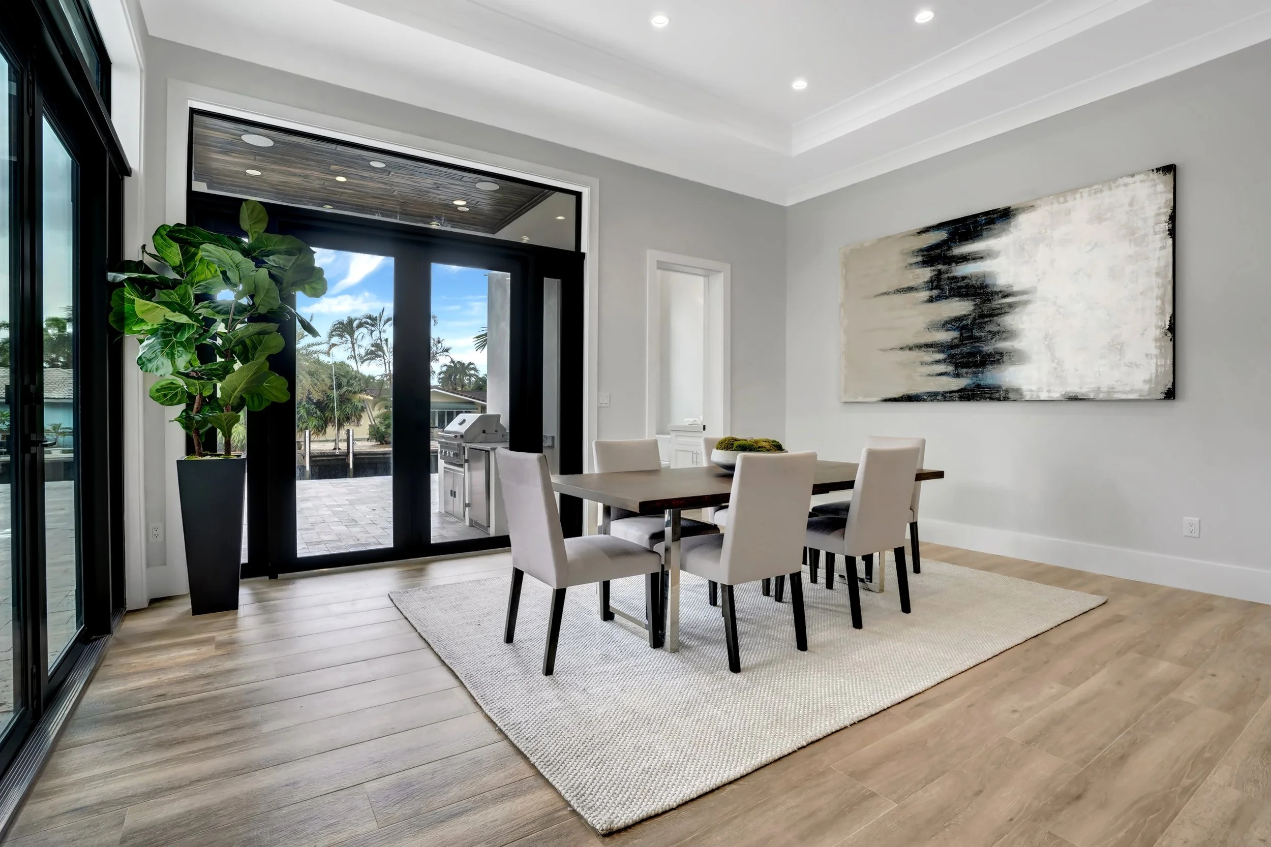 1021 Brooks Lane - Dining Room