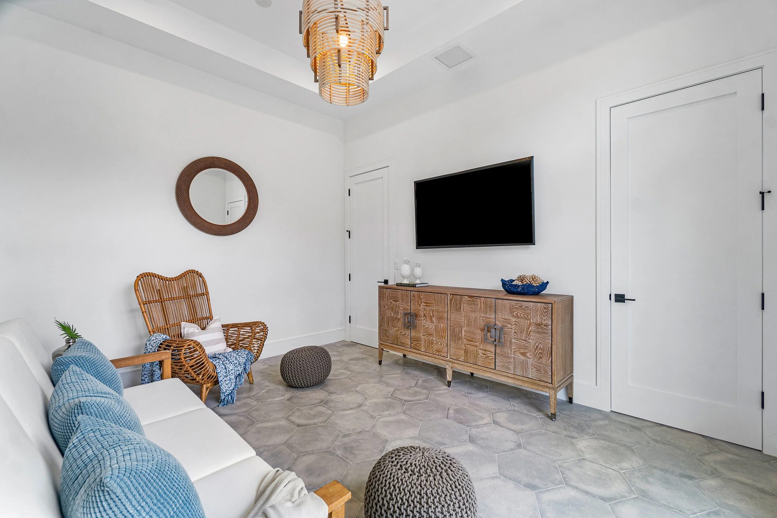 2101 Banyan Road - Pool House