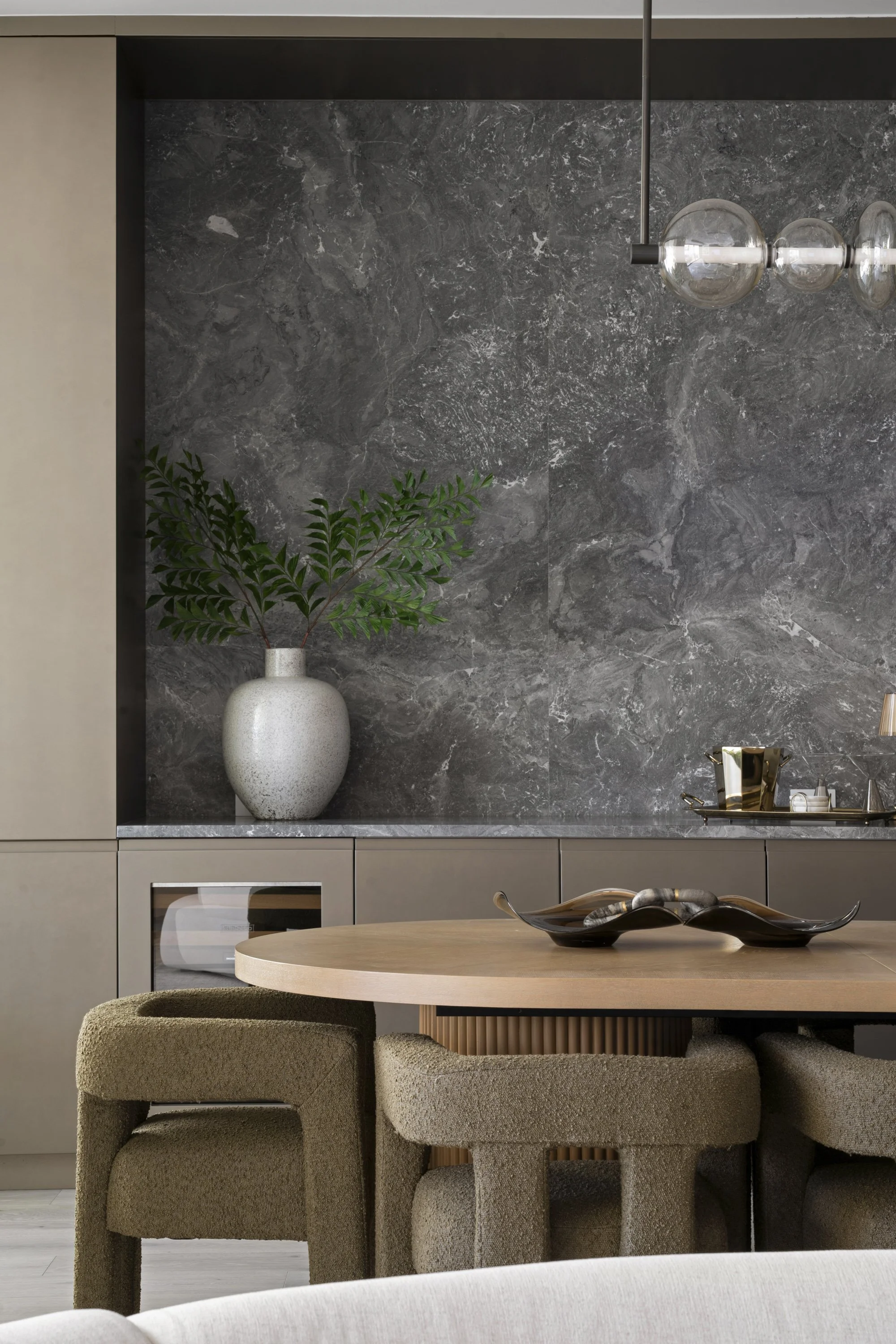 What Makes a Luxury Home Feel Like Home? Warmth Without Clutter