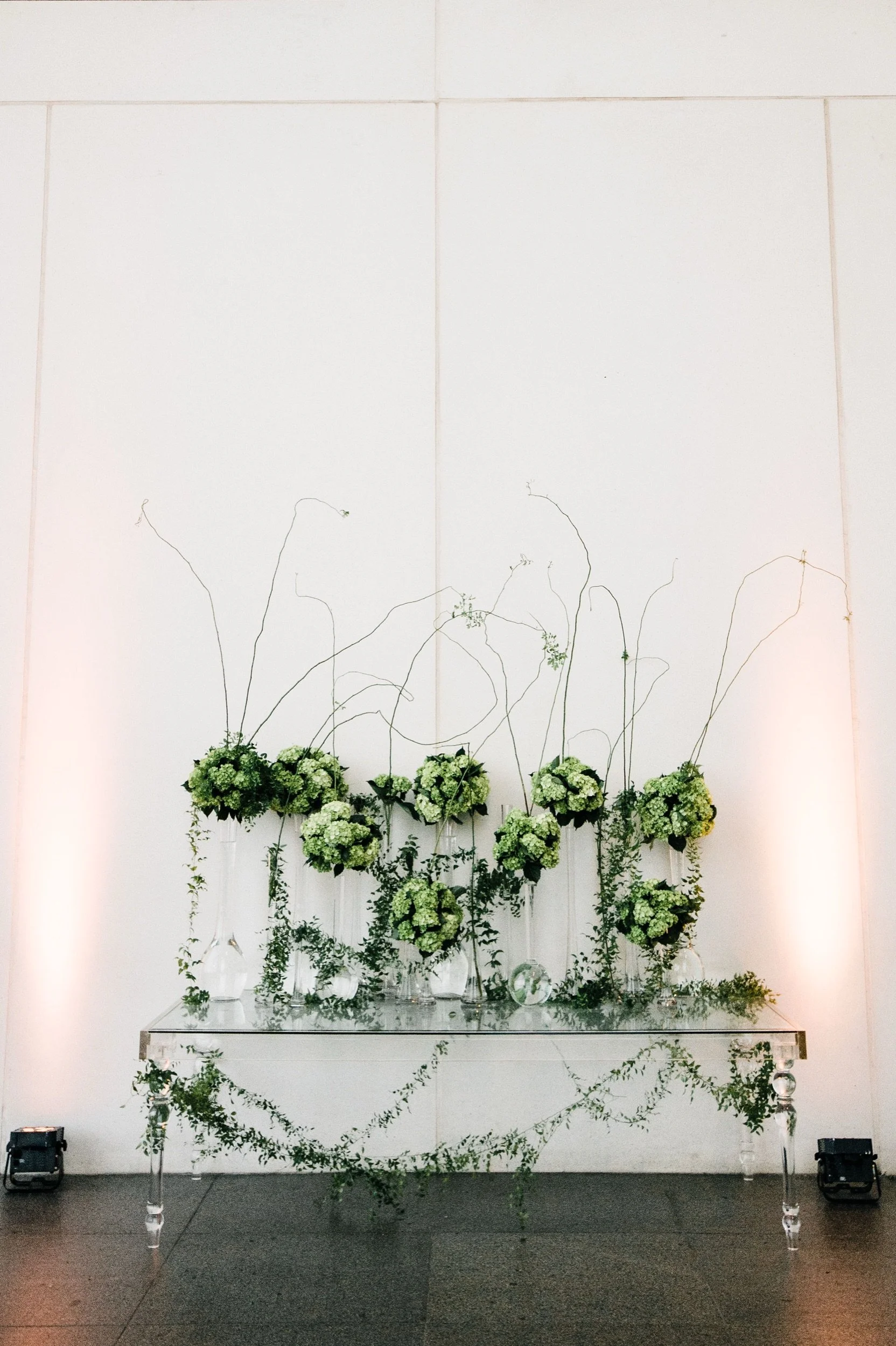 Elegant floral display at a wedding at the JFK library and Presidential center