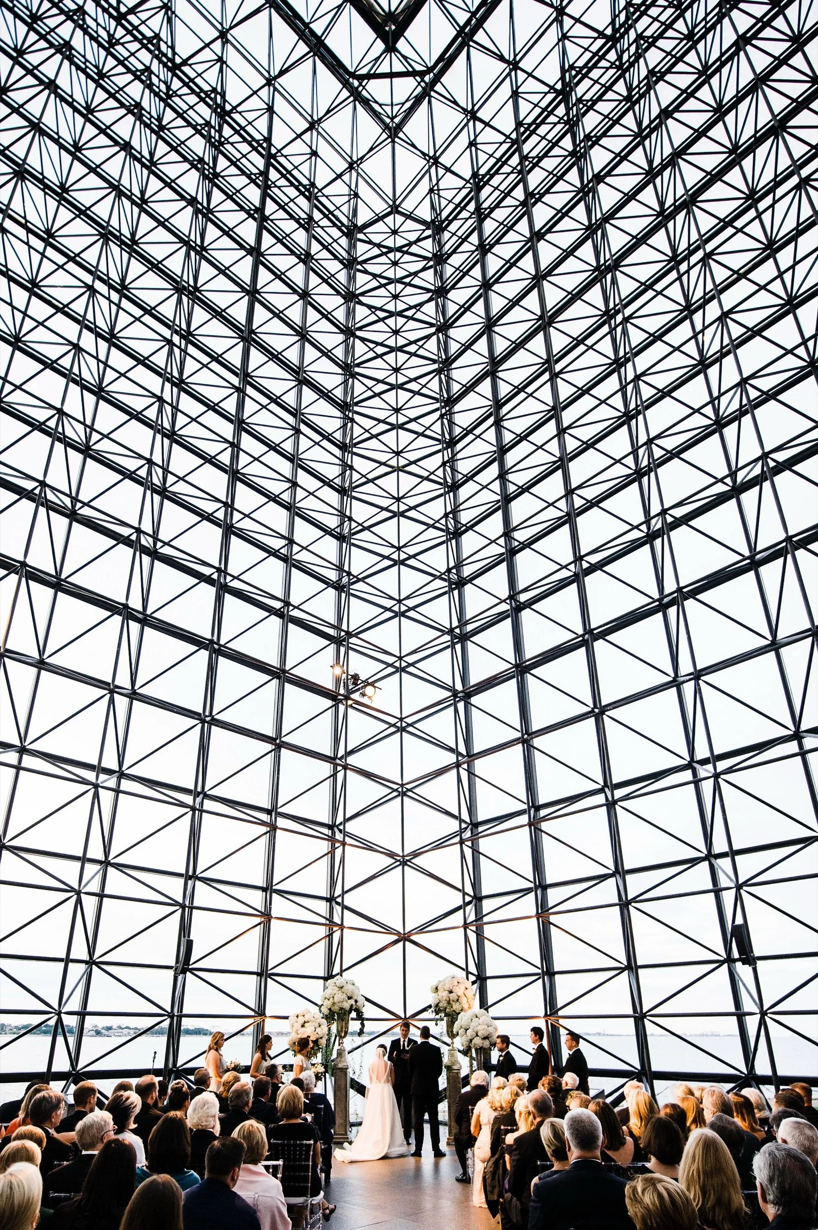 Luxury wedding ceremony at the JFK library and Presidential center