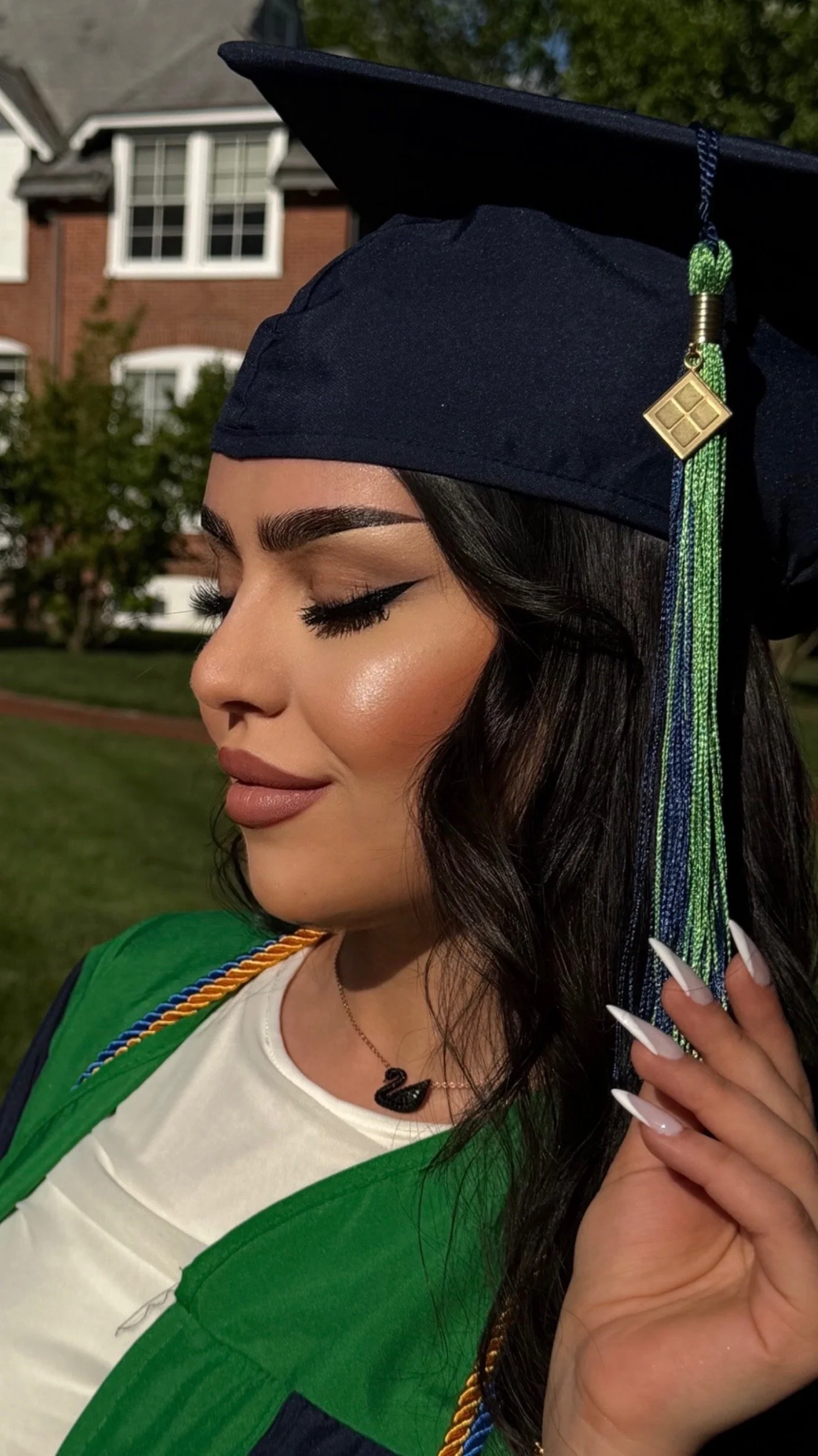 Graduation makeup glam 