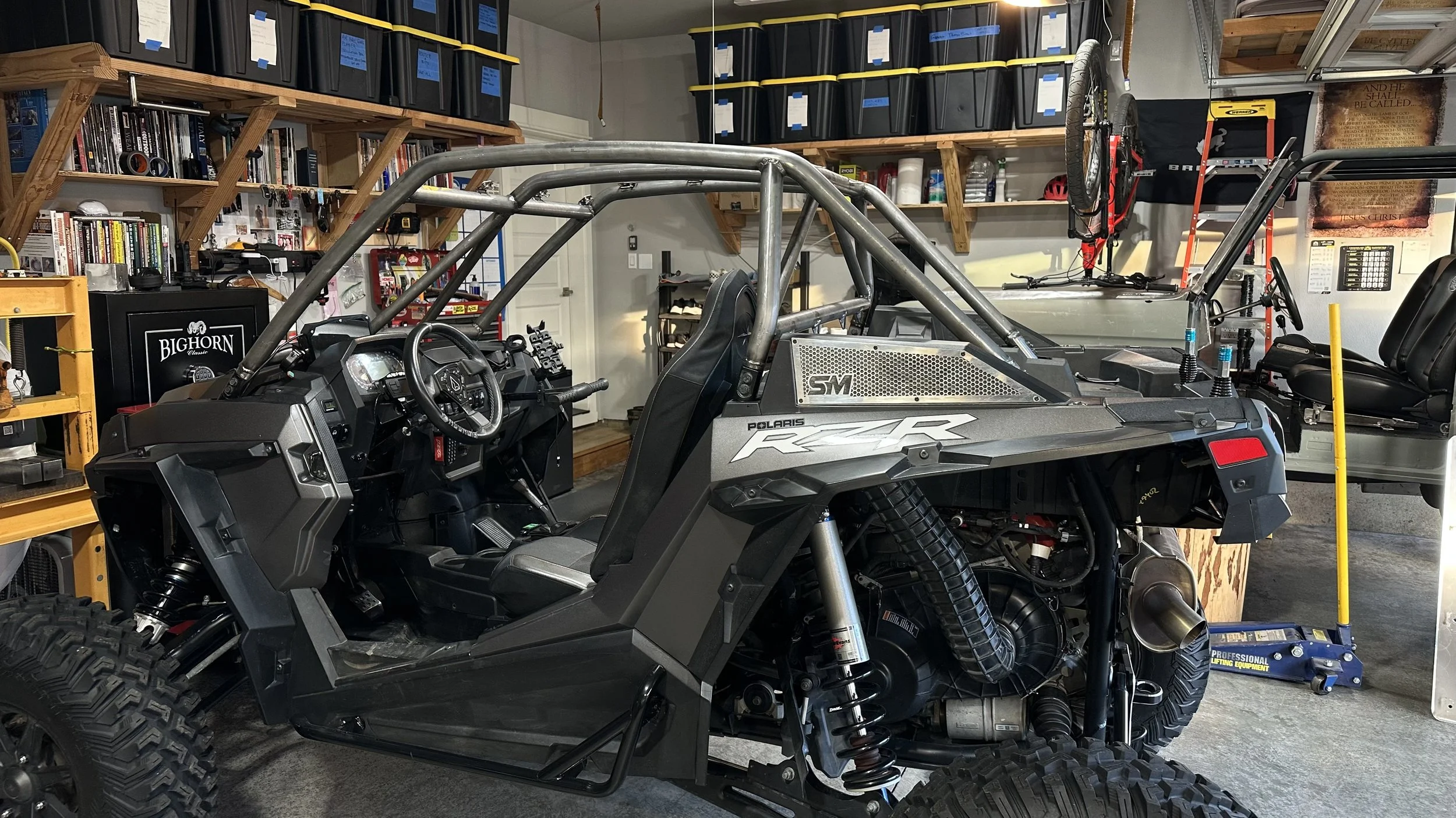 Polaris RZR Roll Cage 
