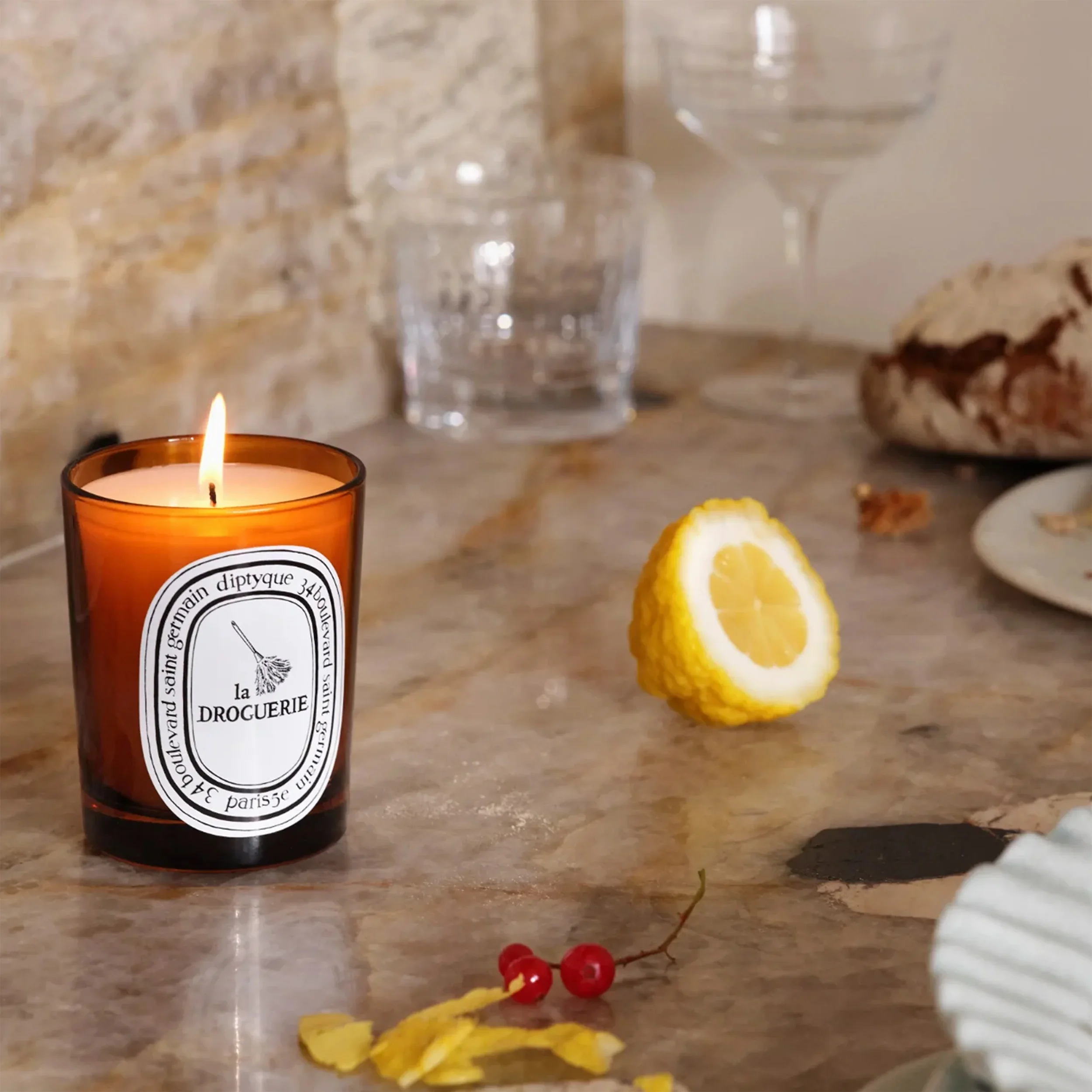 diptyque-candle-home-staging.jpg