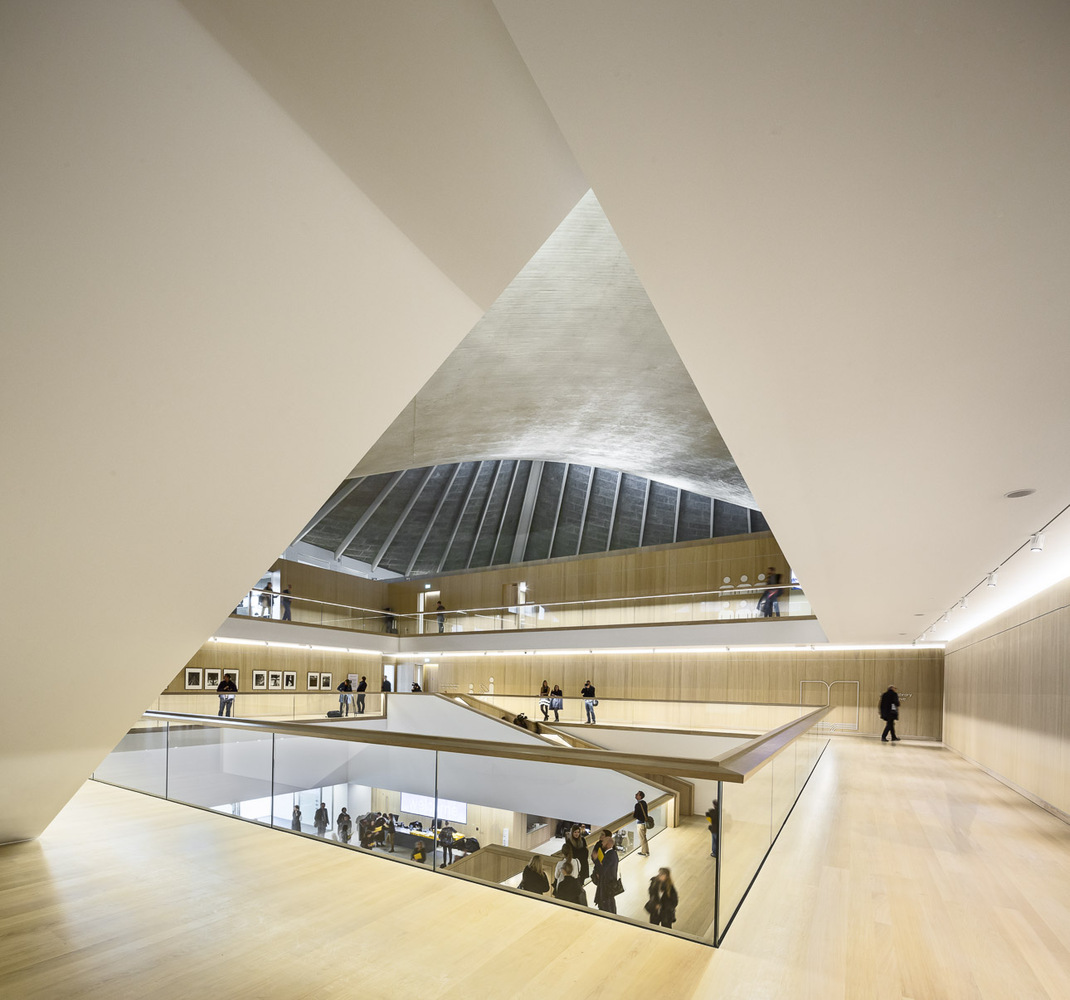 photo-BOEGLY_GRAZIA-2016-JOHN_PAWSON-OMA-design_museum-london-Low_Res-A-13.jpg