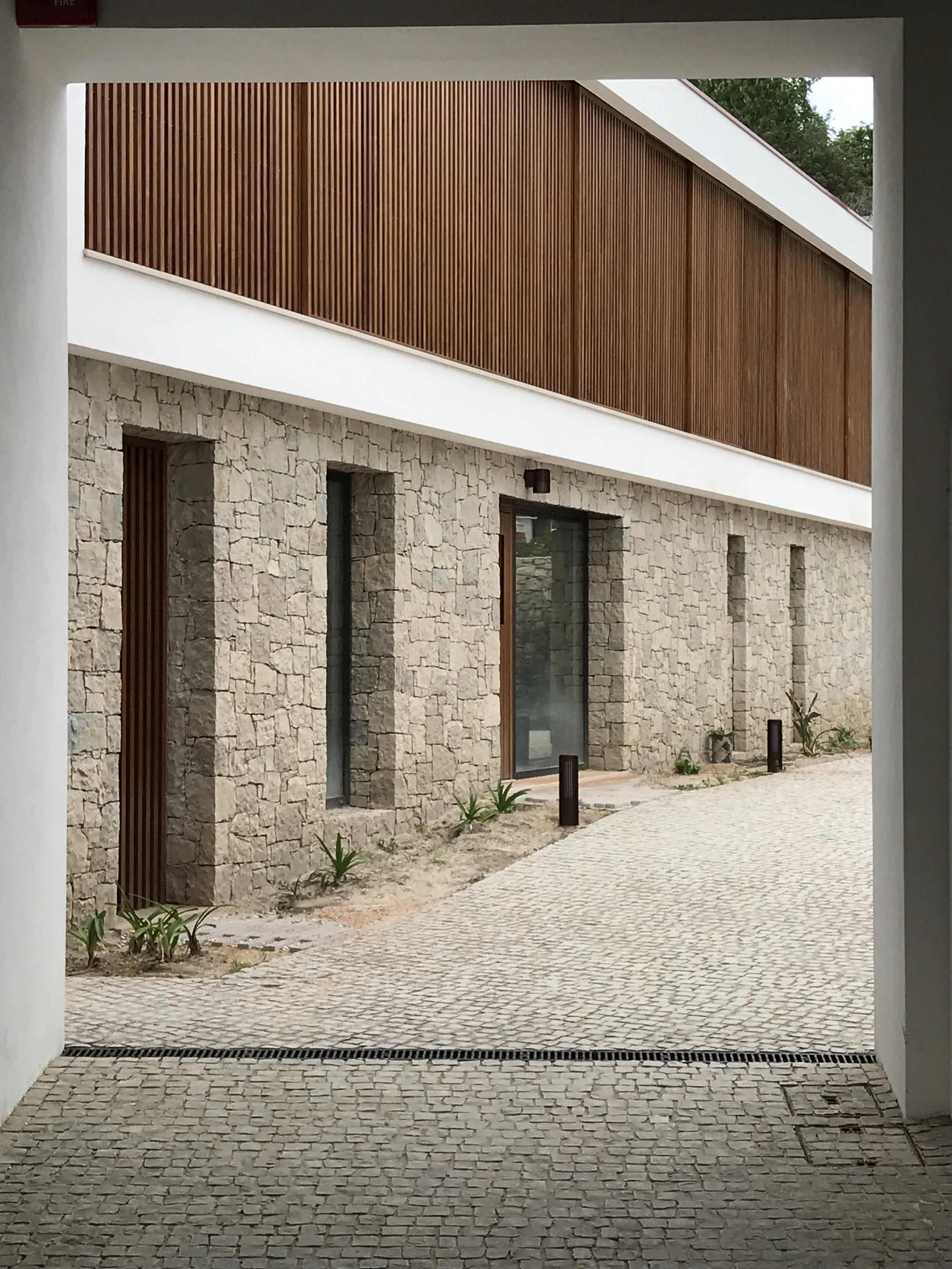 TIAGO FRAZÃO ARQUITETOS.jpg