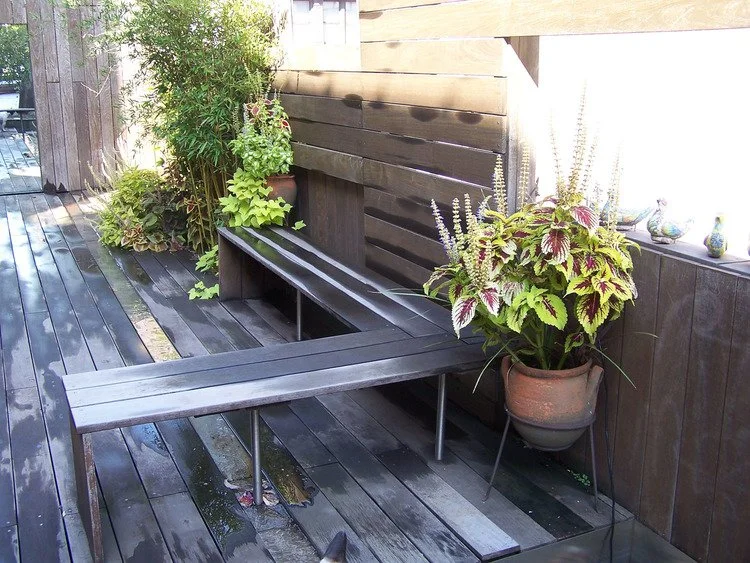 05_bench_Petroulas+Roof+Garden+by+I-Beam_photo+by+Travis+Dubreuil.jpg