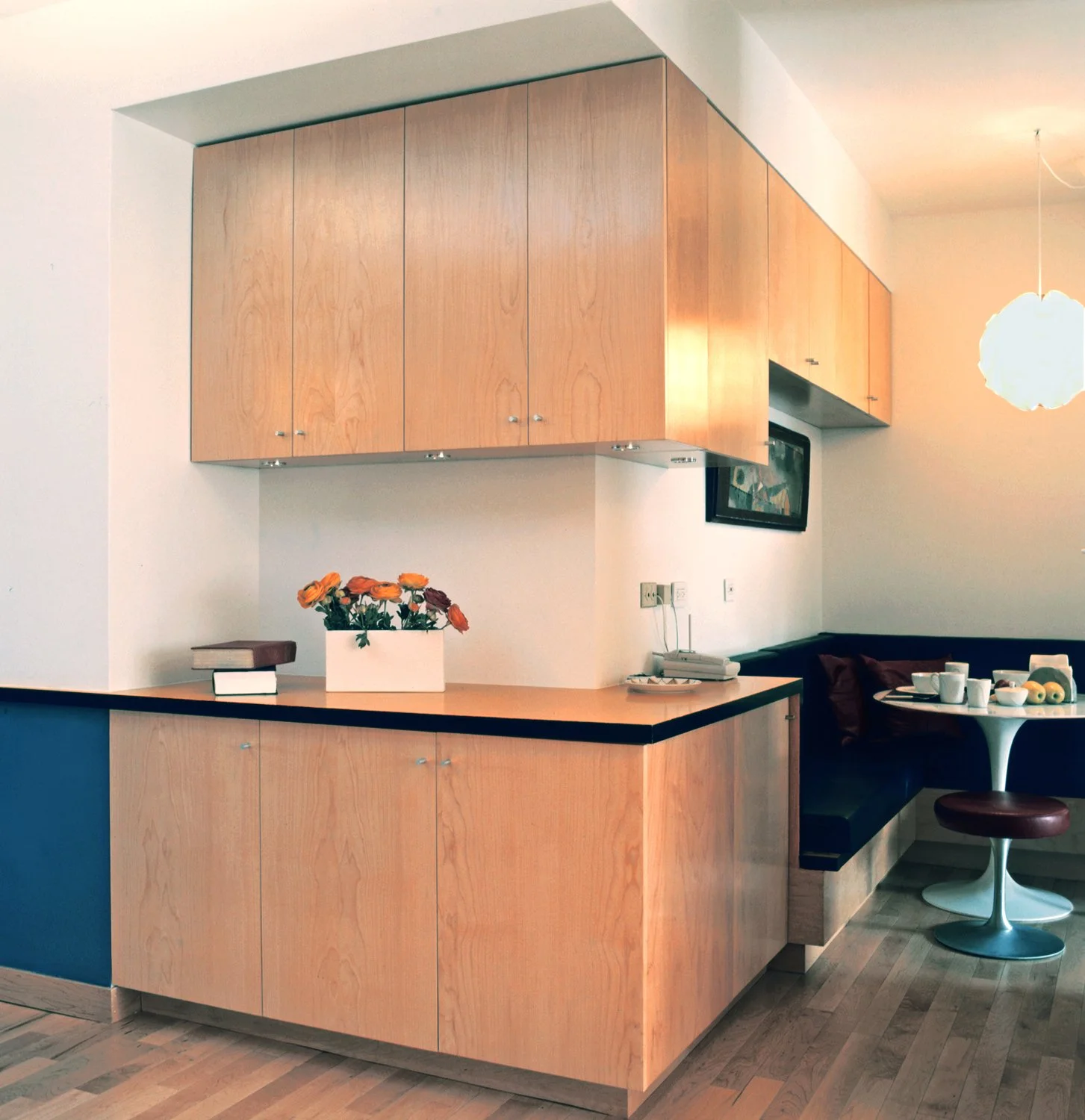 KITCHEN EAT-IN2.jpg