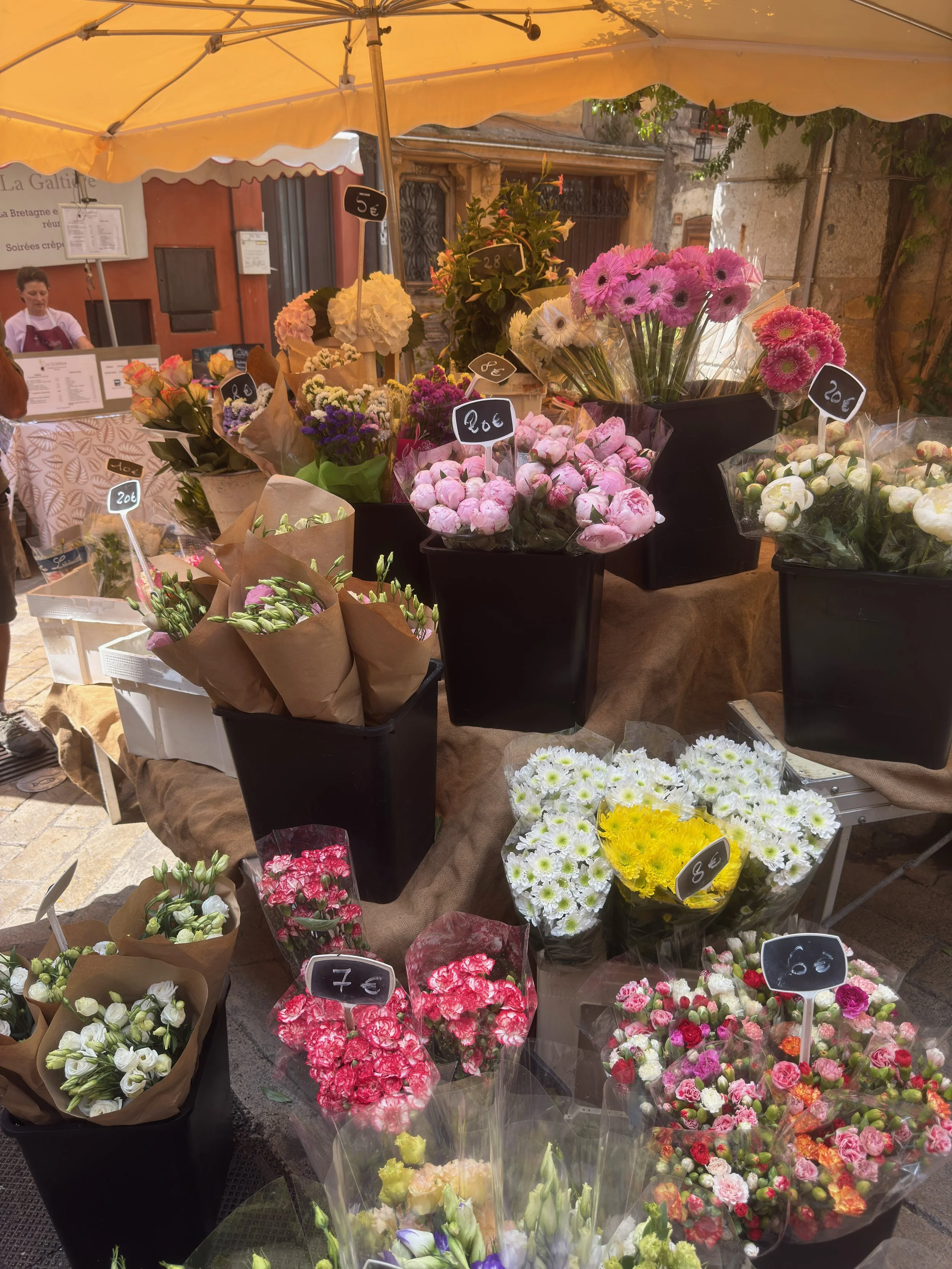 The Art of Parisian Floral Design 