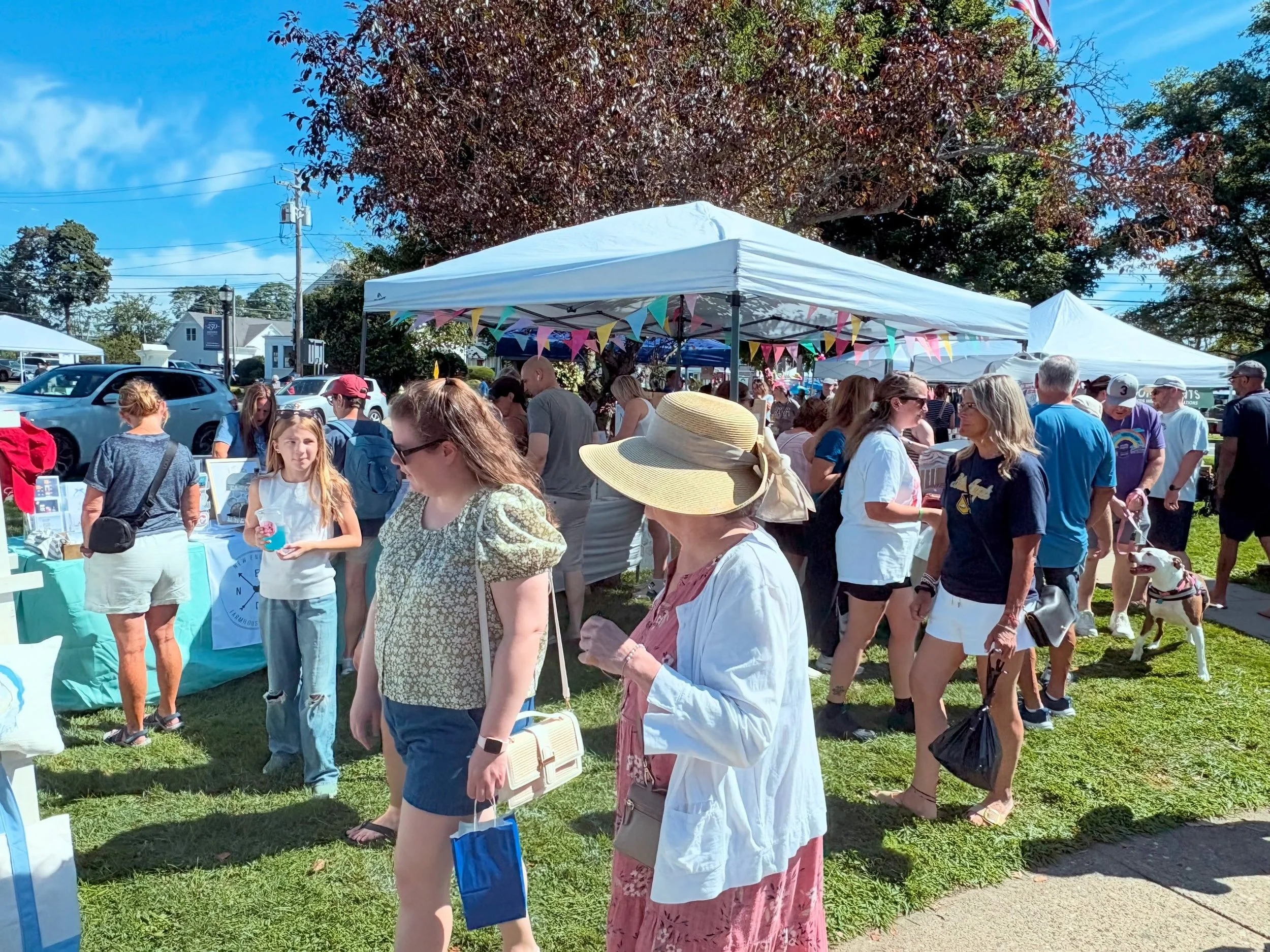 TODAY IS THE DAY!!! 🐚🌊⭐️

Join us on the Milford Green for Fair on the Half Shell. Happening RIGHT NOW until 5:00pm!

👉 Check out our preview post for event details, including free parking locations and more!

Event Details:
🐚 Fair on the Half Sh