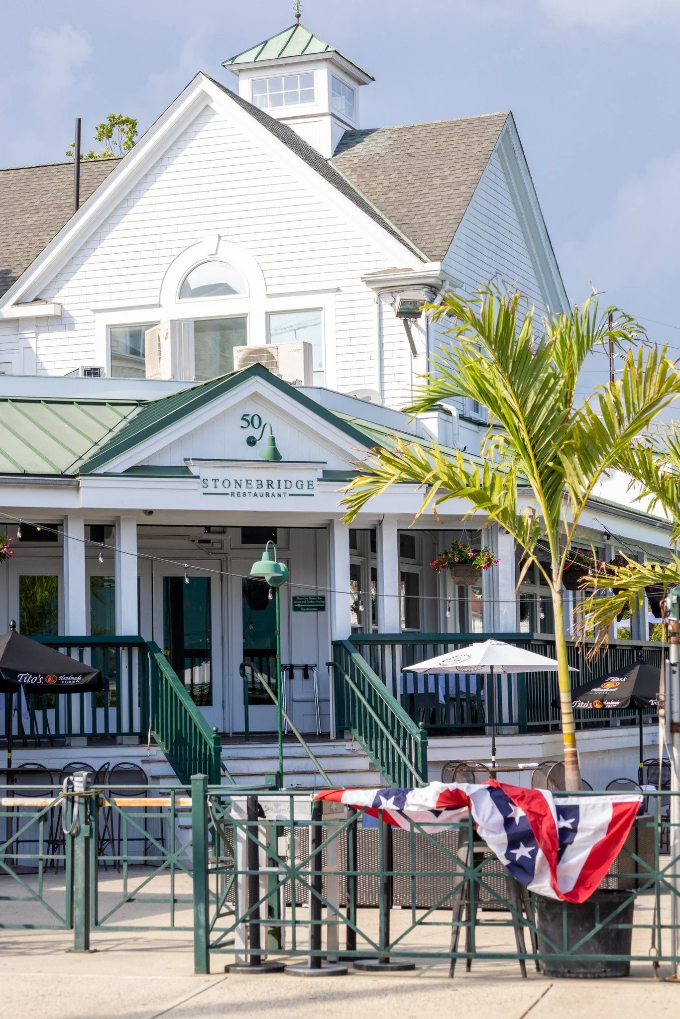 Explore Connecticut’s premier coastal downtown community, organized by the Downtown Milford Business Association.