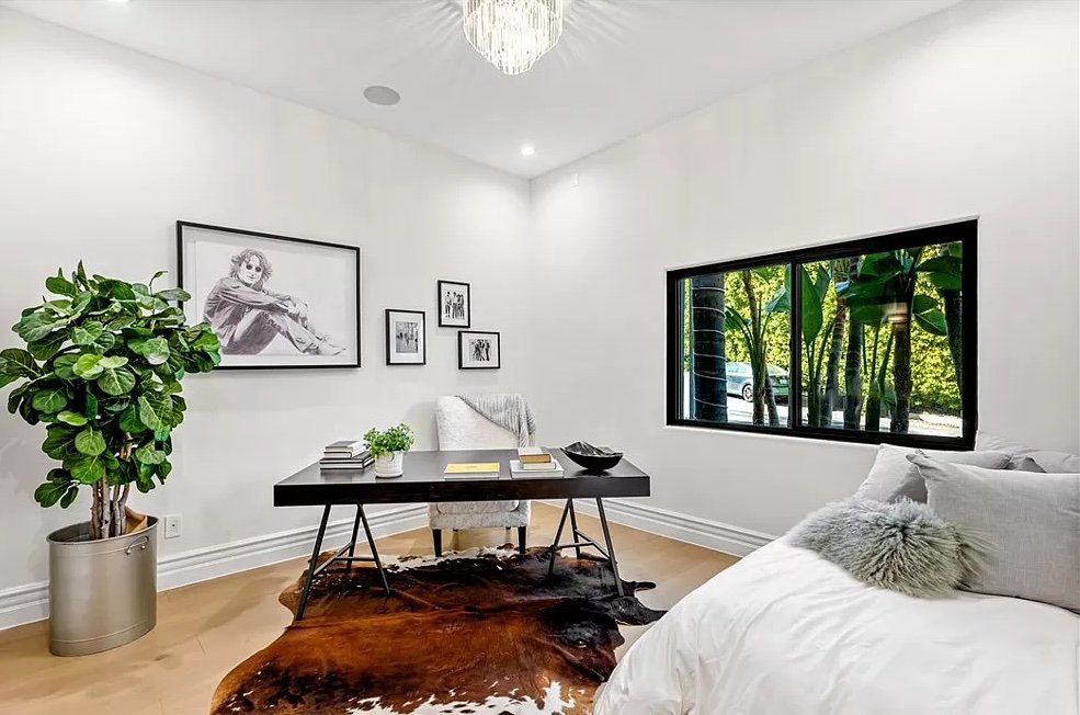 Modern bedroom home staging with an office for a property for sale in Sherman oaks, CA