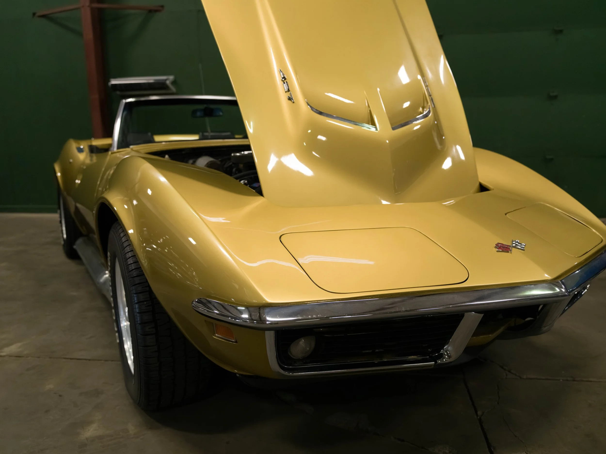 Carbs and Carburetors - A Morning with Leland Little's Collector Cars