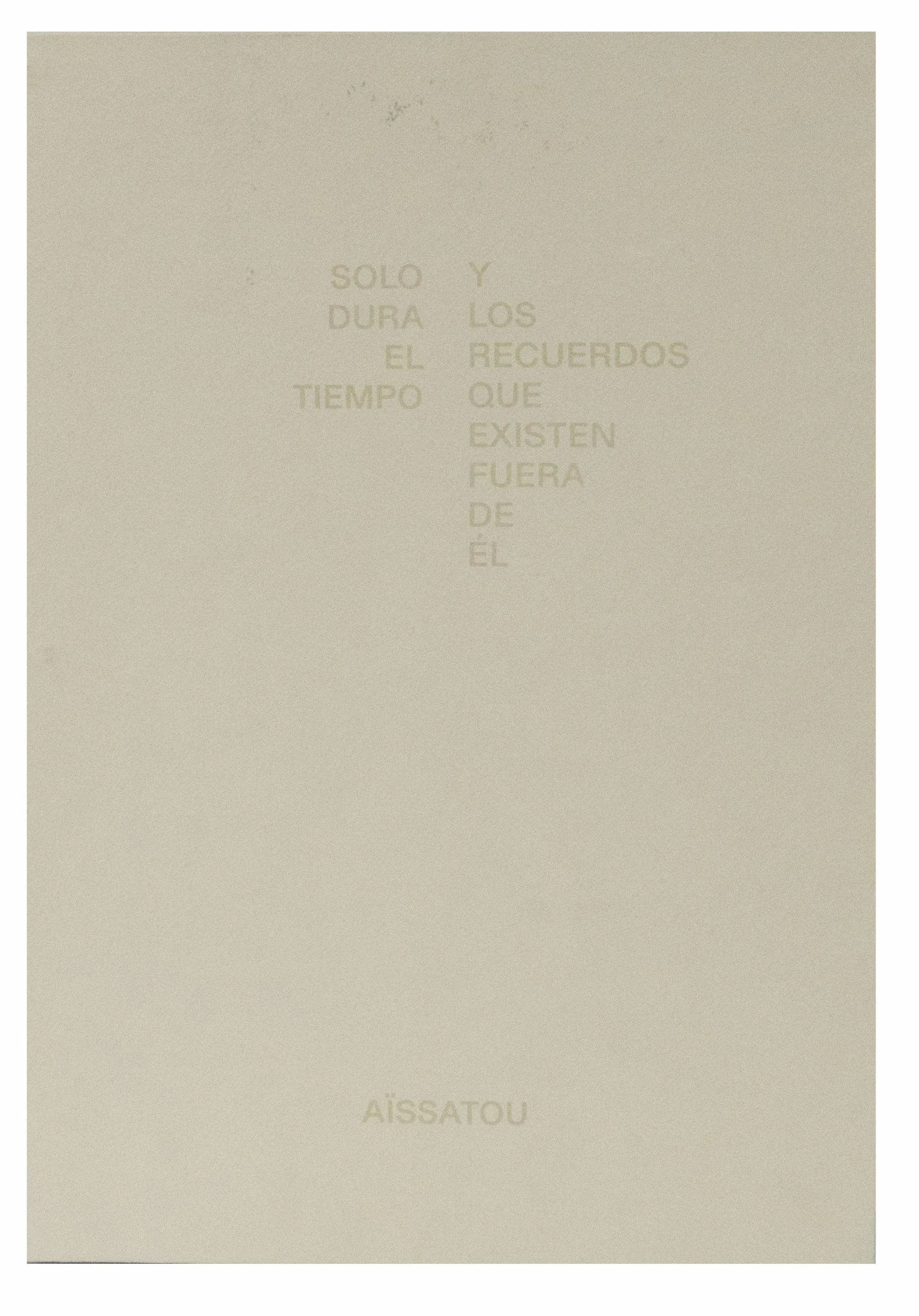 1_Aissatou__Solo_dura_el_tiempo_y_los_recuerdos_que_existen_fuera_de_el_2023__Caja__29.5_x_41.5_cm__.jpg