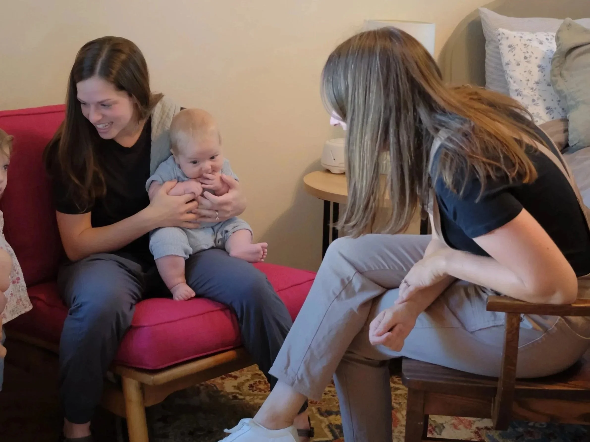 Amber Loecker is a lactation consultant that can address complex breastfeeding issues such as baby won't latch, newborn won't latch, painful breastfeeding, breastfeeding nipple pain, low milk supply, increase milk supply, oversupply breastfeeding.