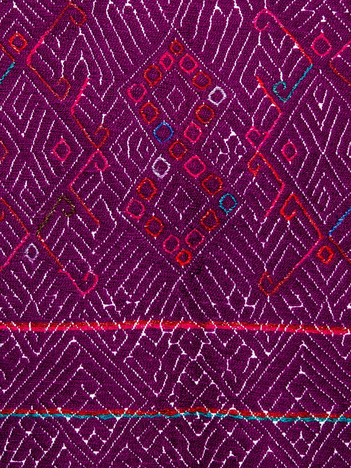 dos-olmecas-handwoven-mexican-huipiles-textiles-embroidered-purple-red-05.jpg