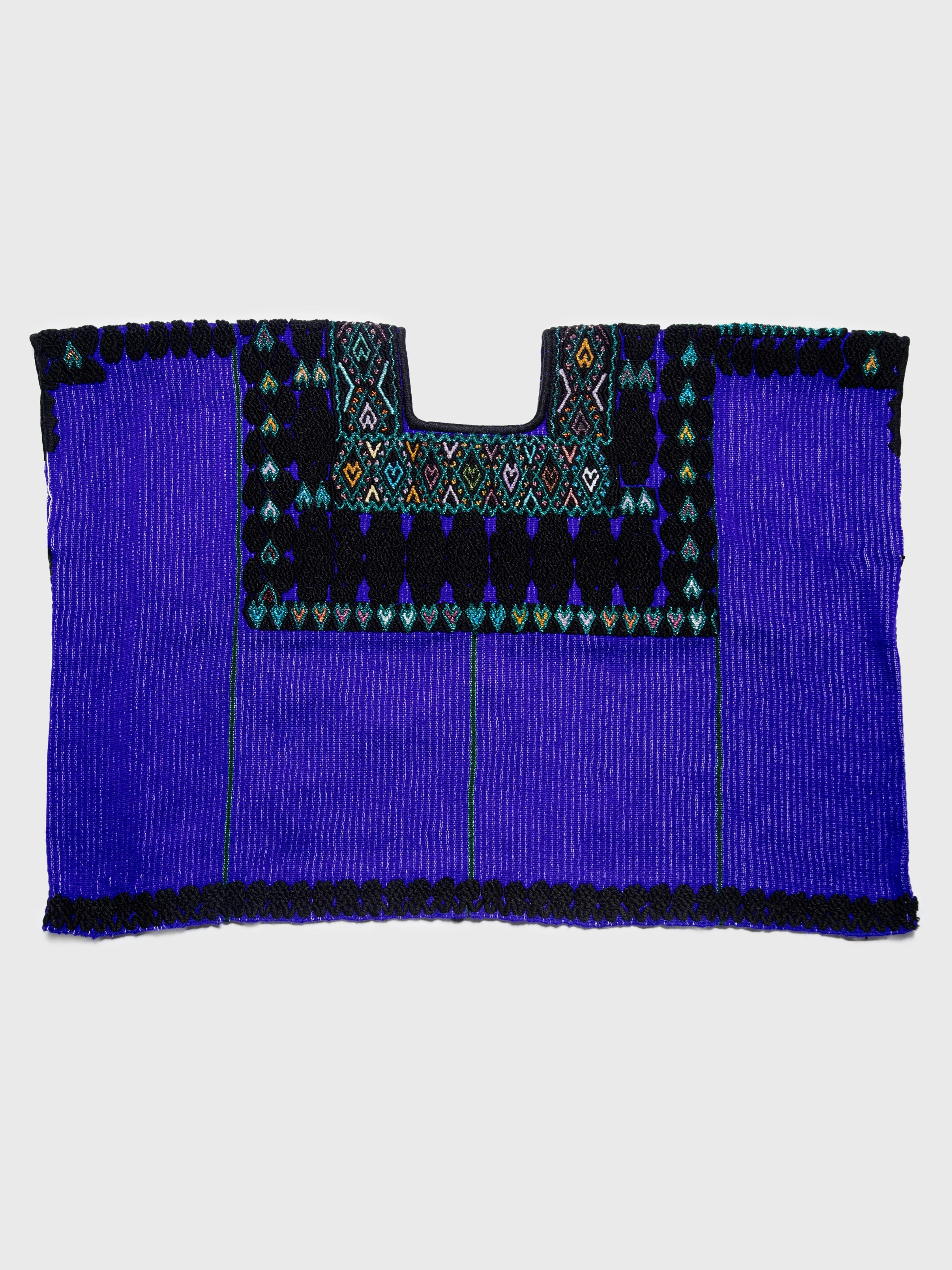 dos-olmecas-handwoven-mexican-huipiles-textiles-embroidered-purple-hearts-03.jpg