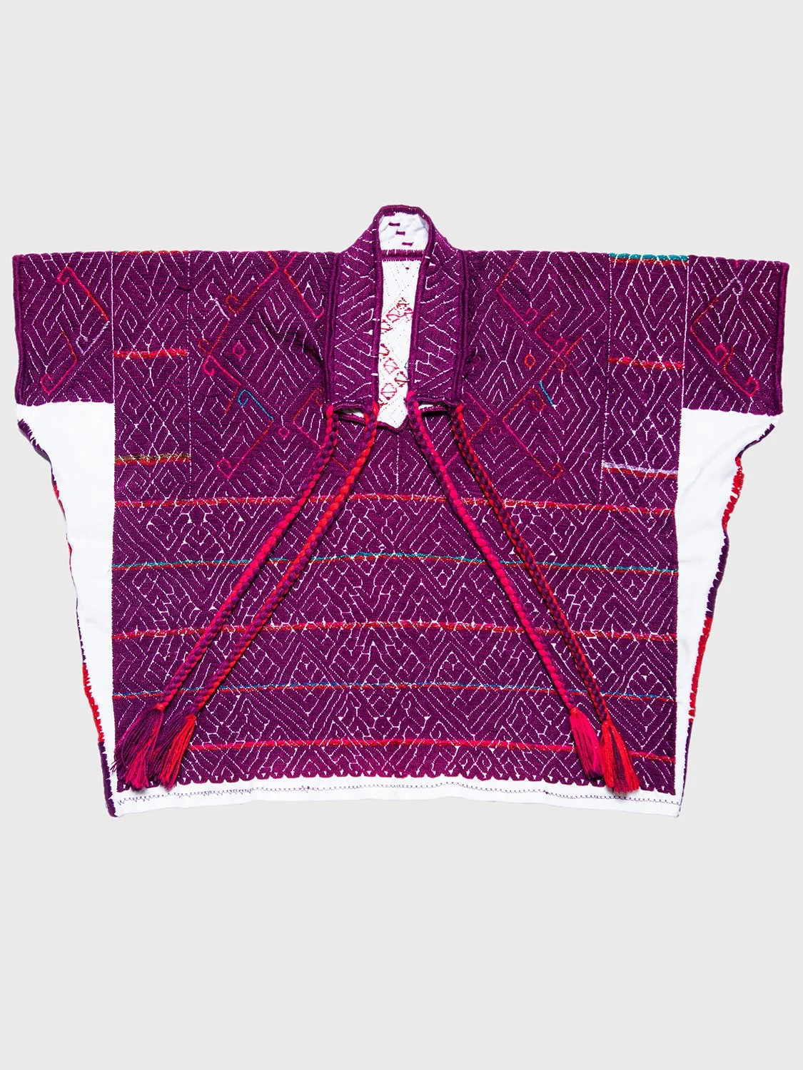 dos-olmecas-handwoven-mexican-huipiles-textiles-embroidered-purple-red-03.jpg
