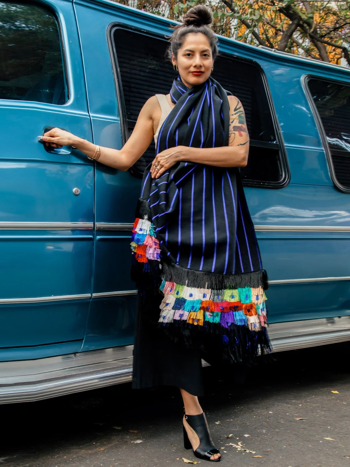 dos-olmecas-handwoven-mexican-shawl-rebozo-colorful.jpg