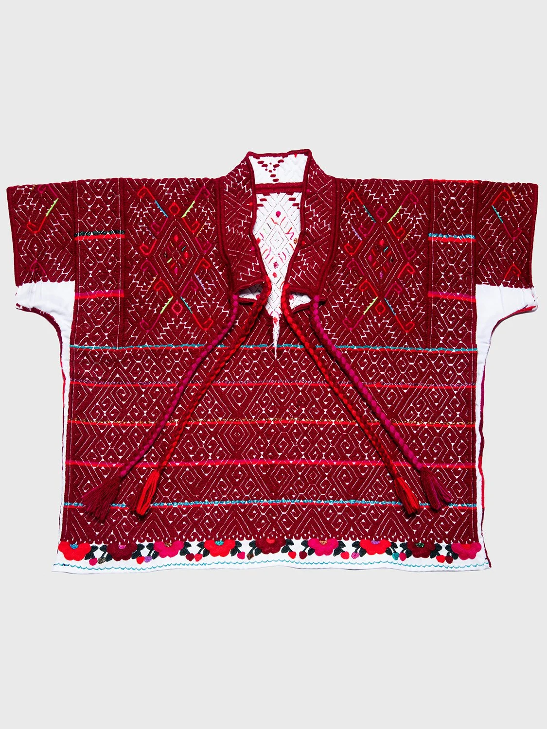 dos-olmecas-handwoven-mexican-huipiles-textiles-embroidered-red-flowers-03.jpg