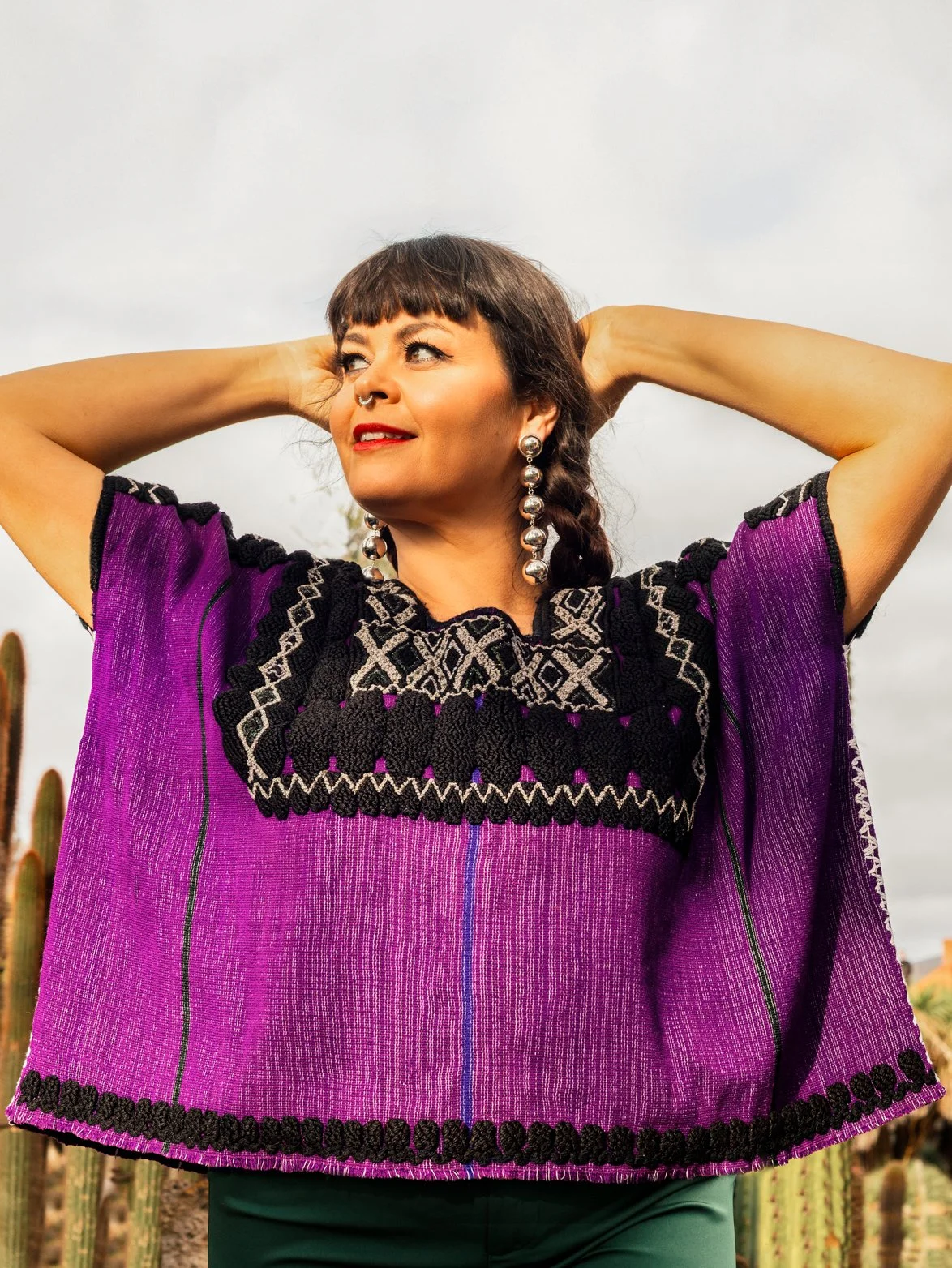 dos-olmecas-handwoven-mexican-huipiles-textiles-embroidered-purple-01.jpg