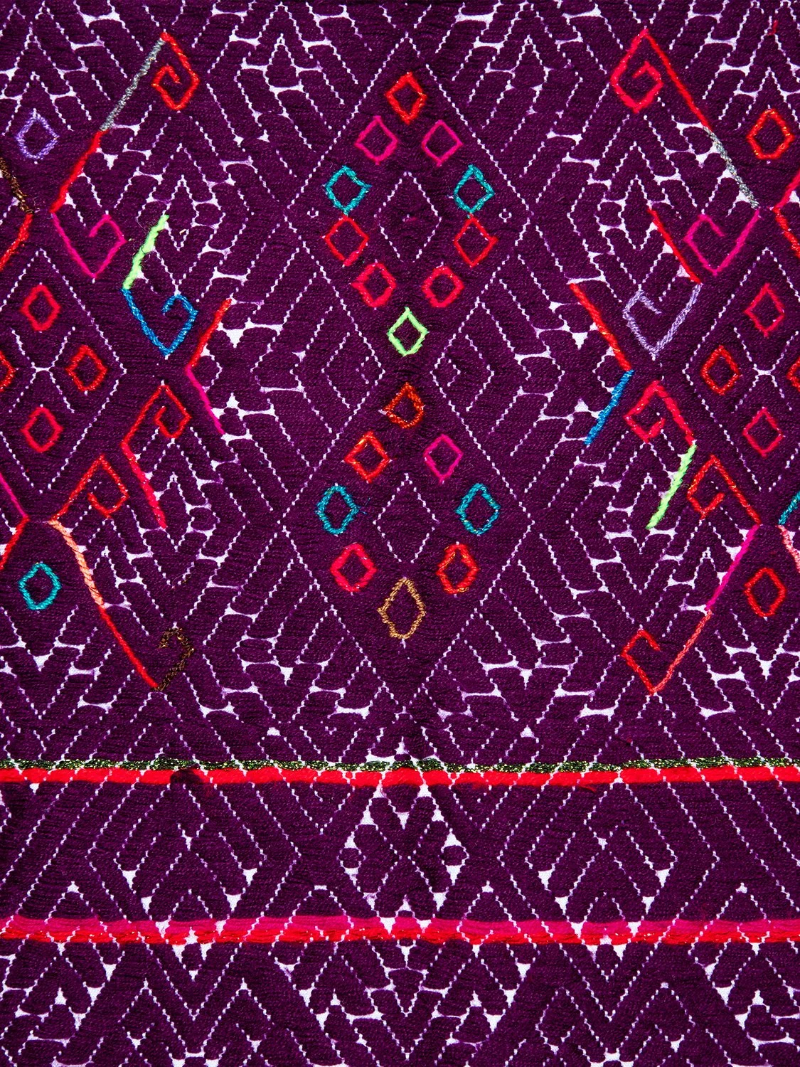 dos-olmecas-handwoven-mexican-huipiles-textiles-embroidered-purple-pink-orange-05.jpg