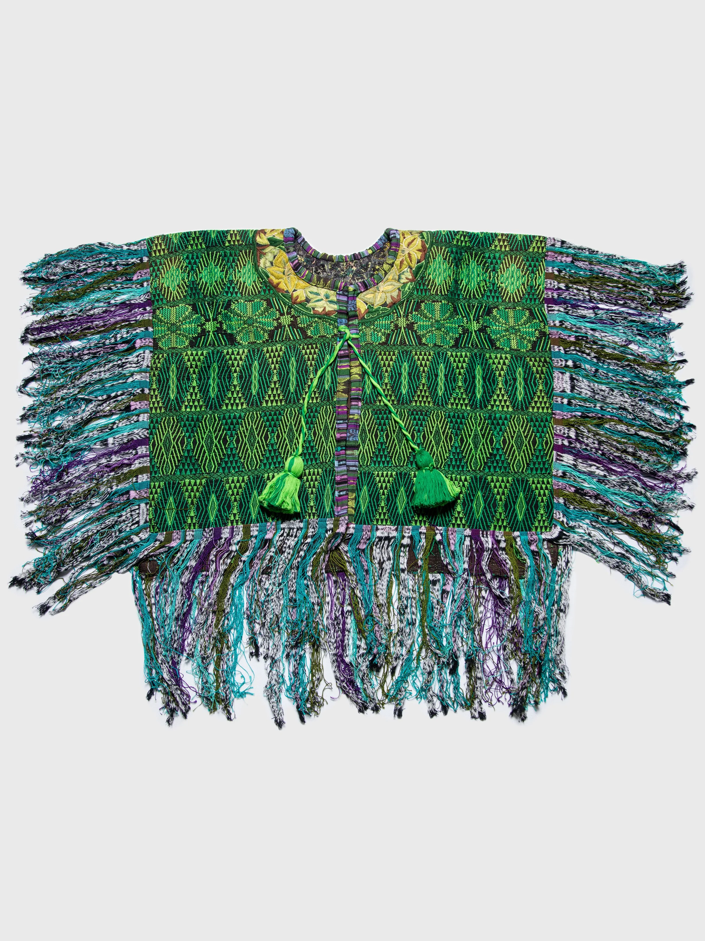 dos-olmecas-handwoven-mexican-cape-cuello-green-product-front.jpg