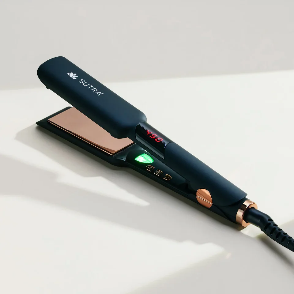 Plancha Alisadora Profesional de Titanio 1.5" SUTRA