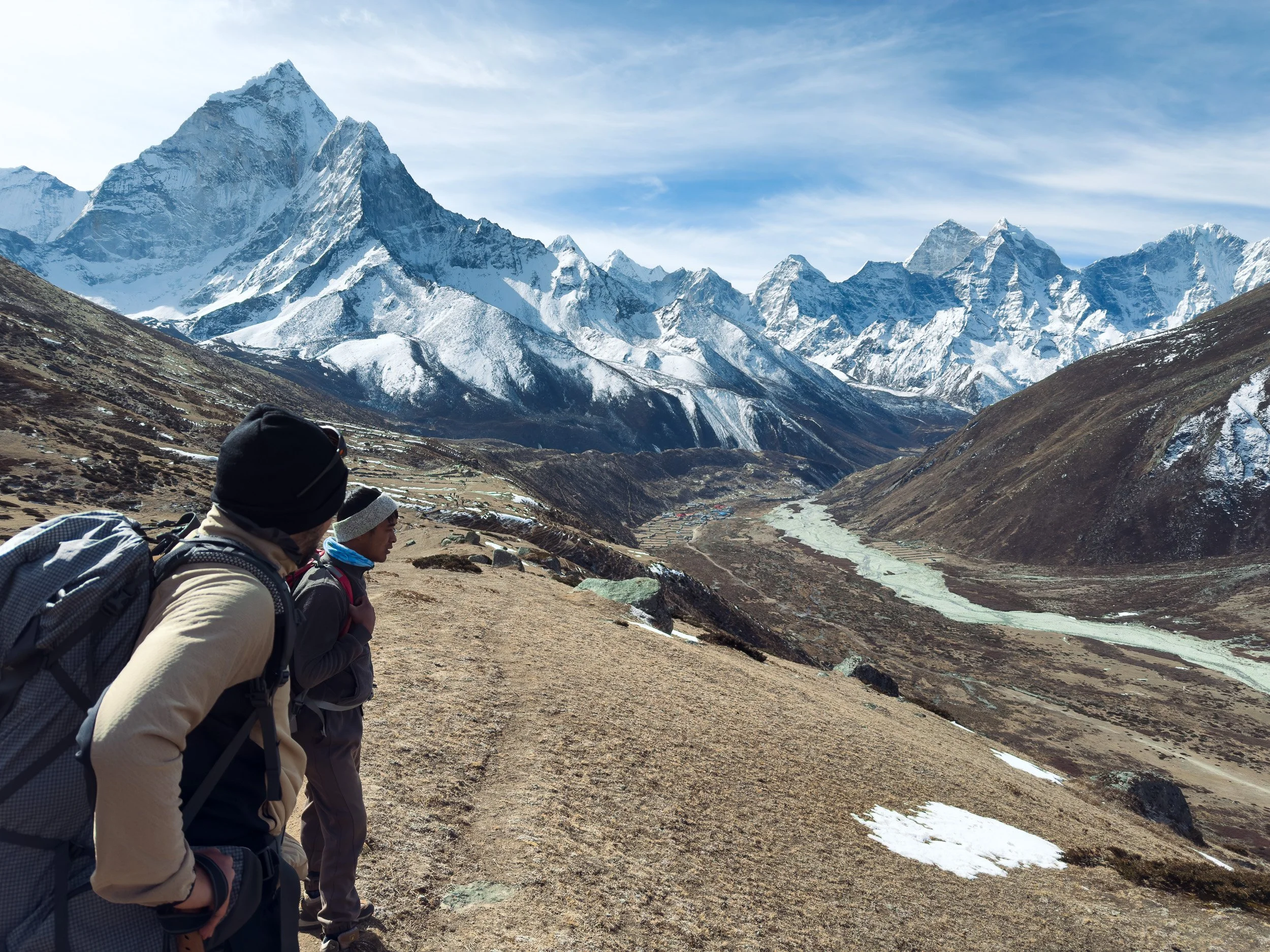 How does the Porter System work on a Trek in Nepal?