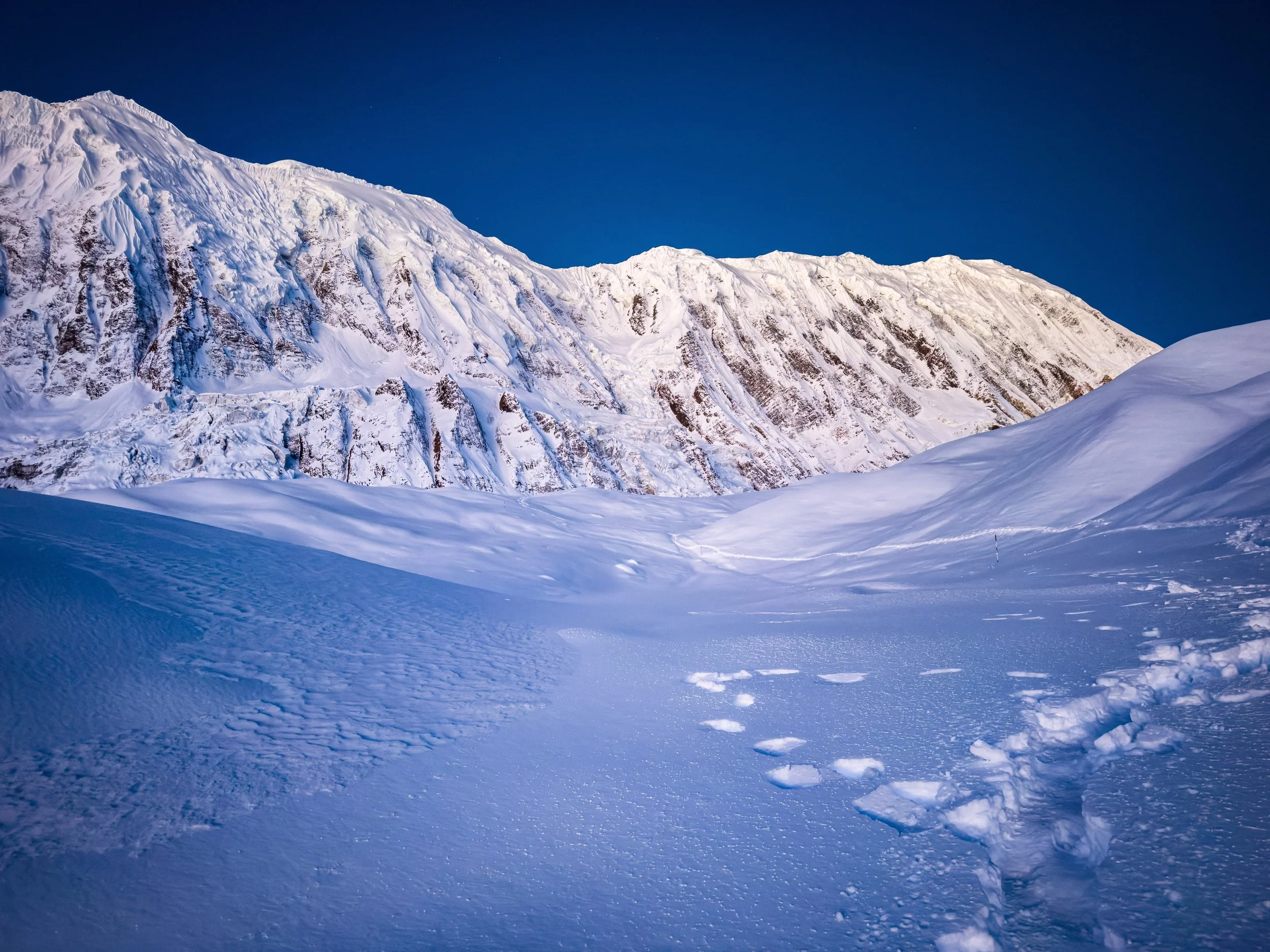 This is the trail to Tilicho Lake in Early Spring of 2026 and views of Tilicho Peak