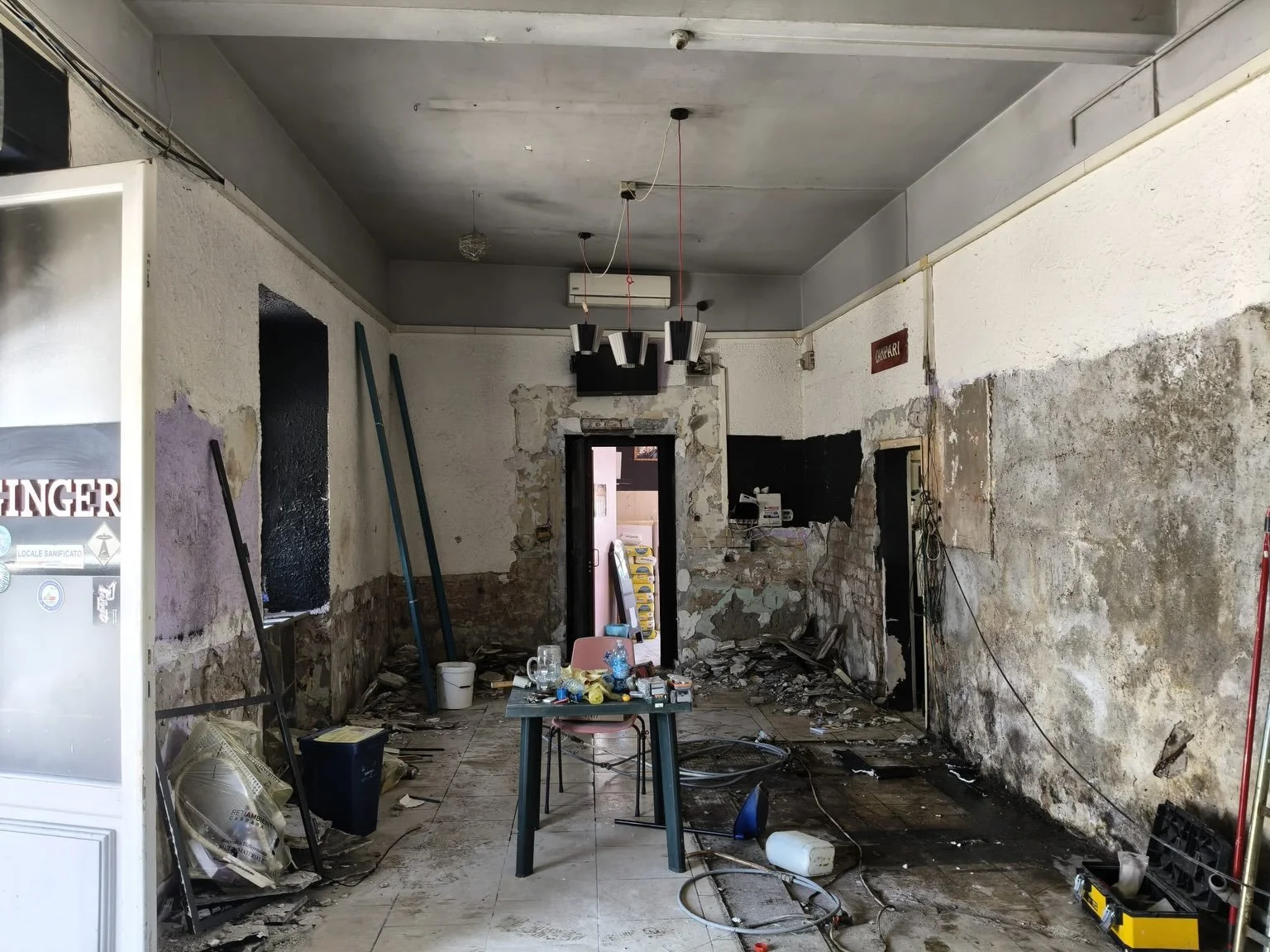 🏗️ Da un locale completamente da ristrutturare a un ambiente pronto per le finiture&hellip; in soli 6 giorni di lavoro.

Ogni cantiere &egrave; una sfida, ma per noi organizzazione, precisione e rispetto delle tempistiche vengono prima di tutto.

In
