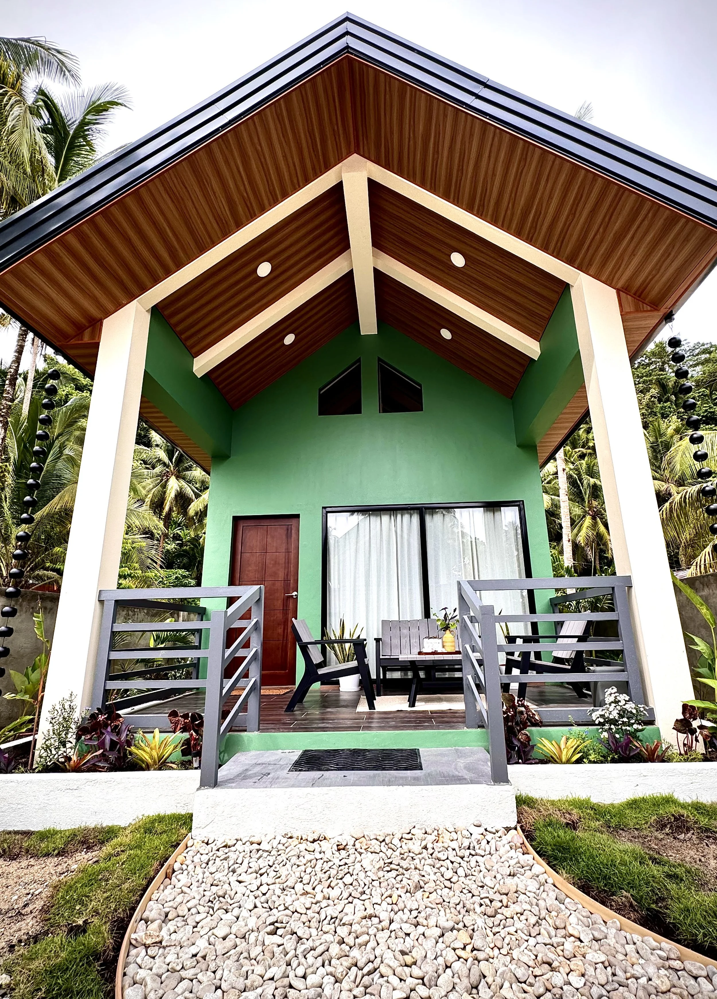 Front View of Verde Suite