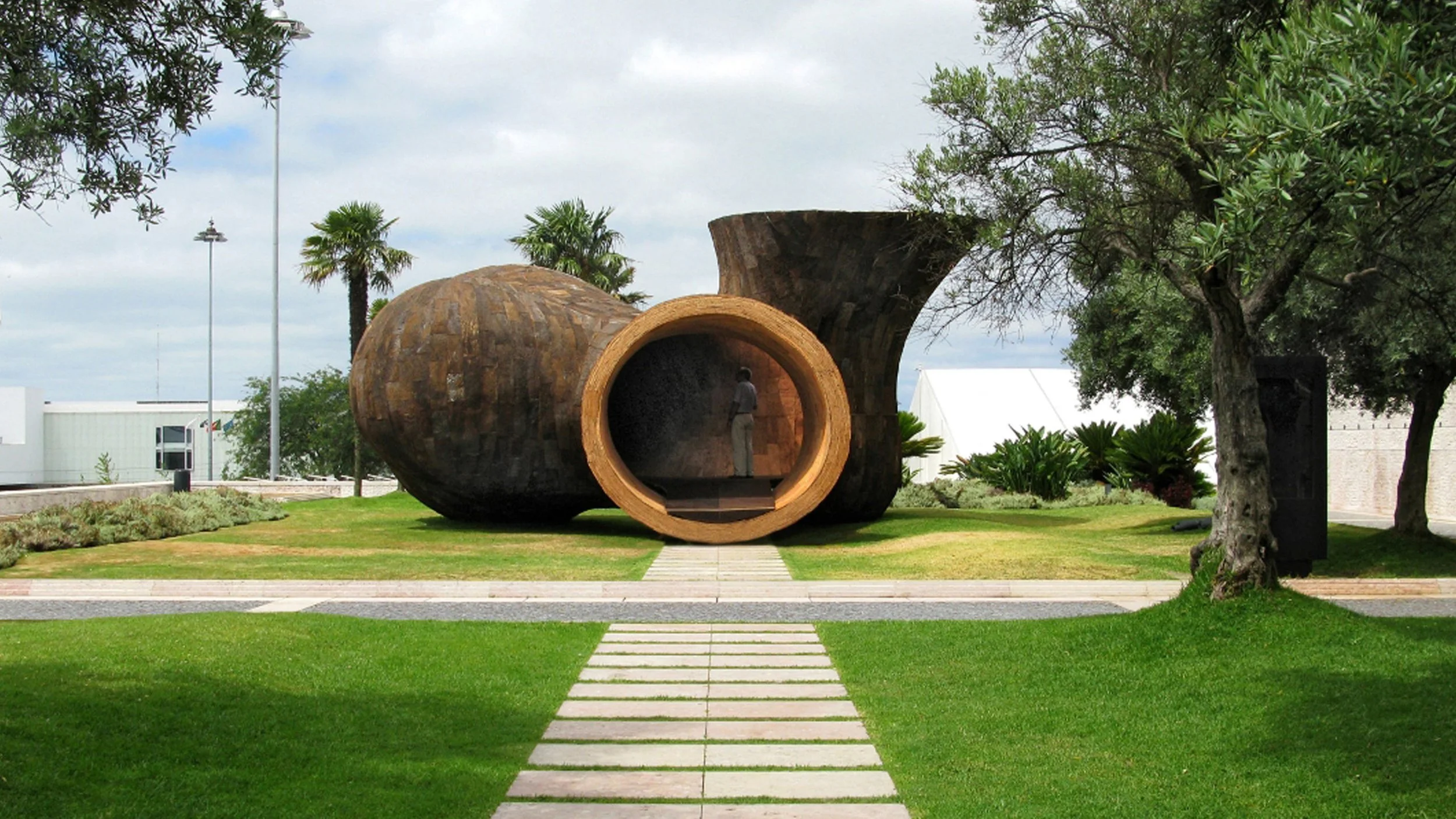 Light Design - Escultura Habitável -  Miguel Arruda Arquitectos